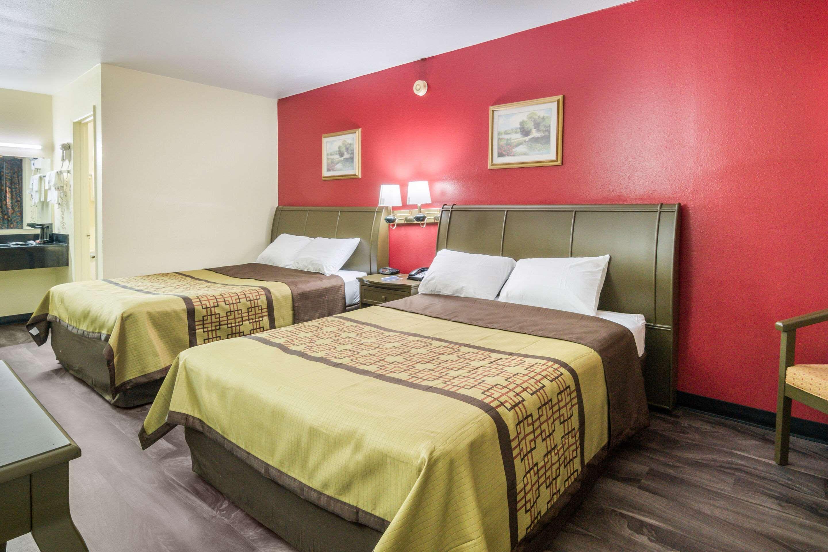 Rodeway Inn — photo 4