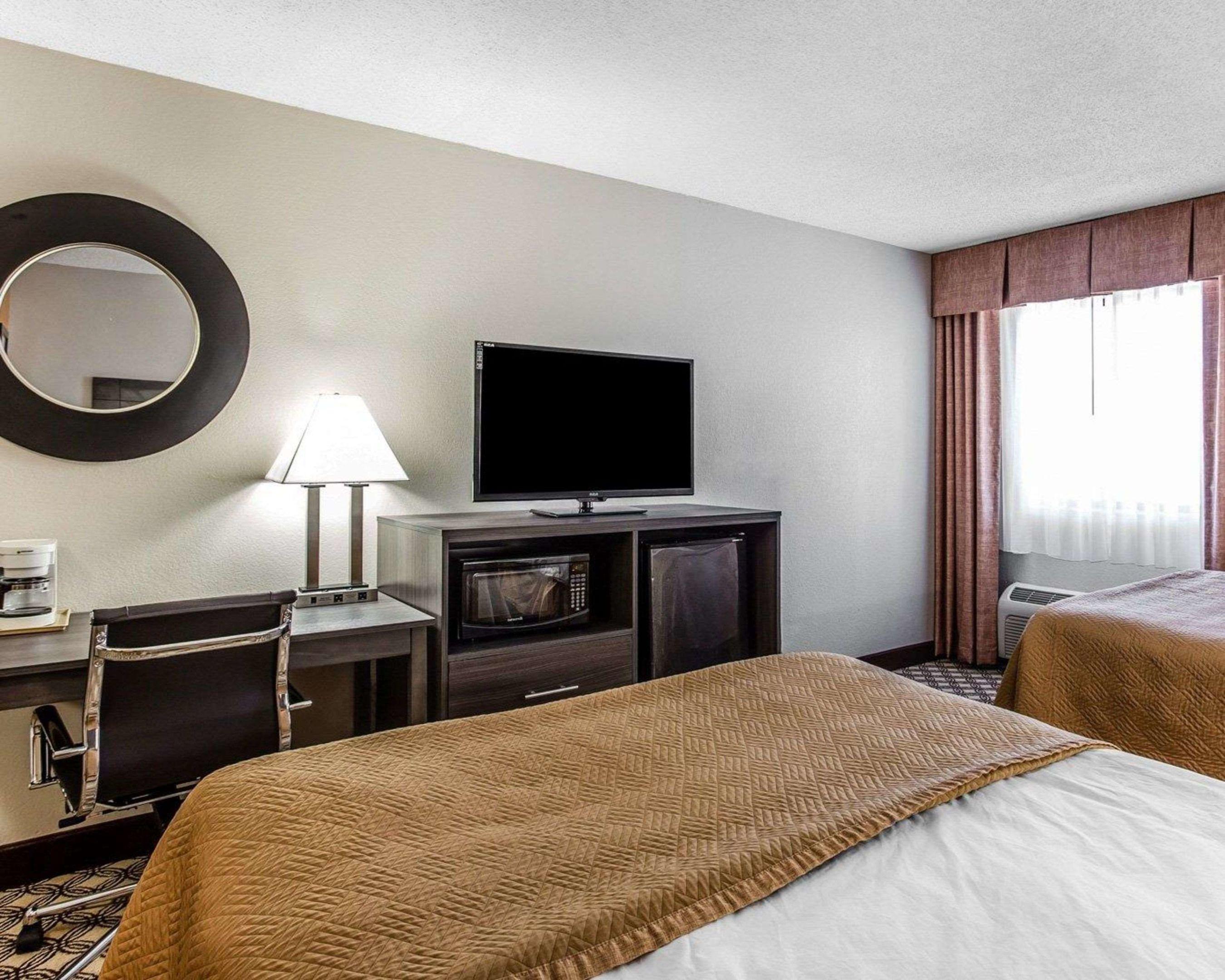 QUALITY INN & SUITES Columbia — photo 4