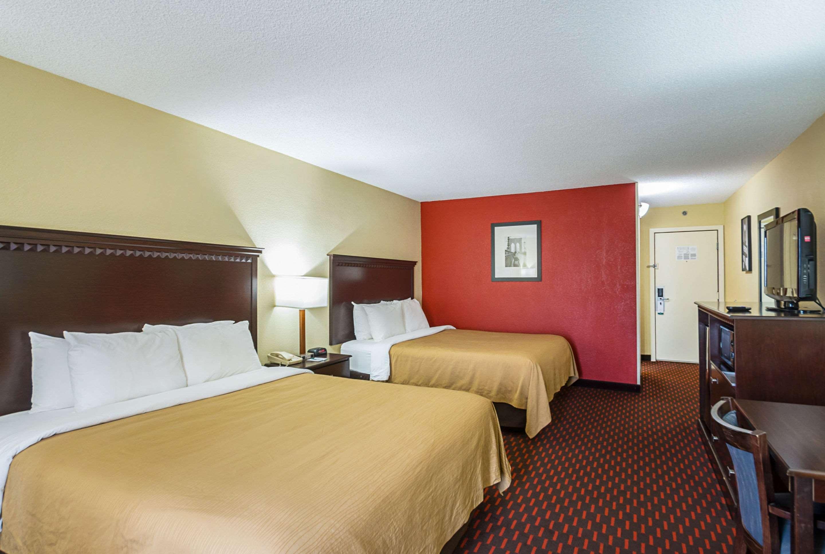 Quality Inn & Suites — photo 5