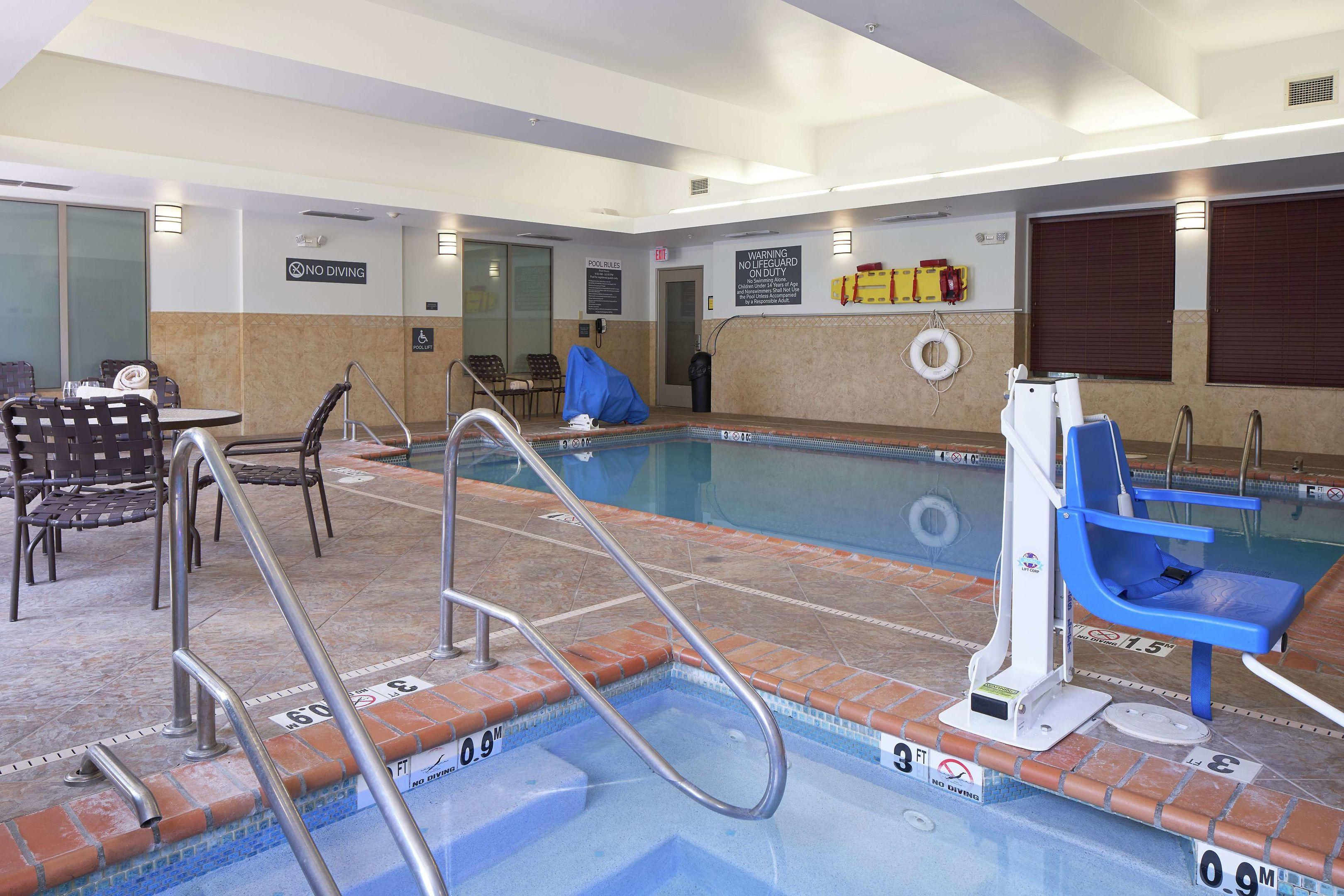 Hilton Garden Inn Evansville — photo 3