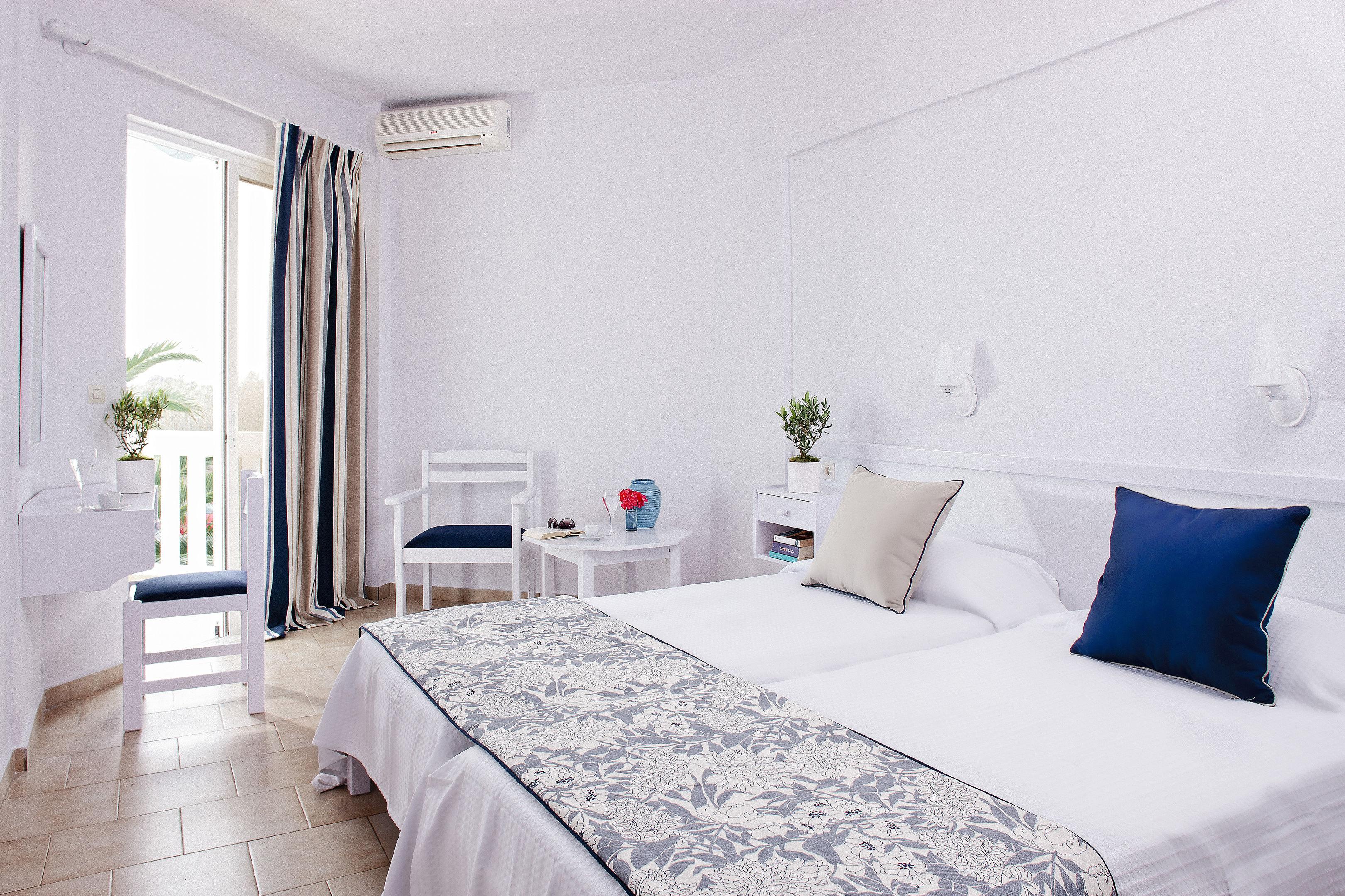Mrs Chryssana Beach Hotel — photo 5