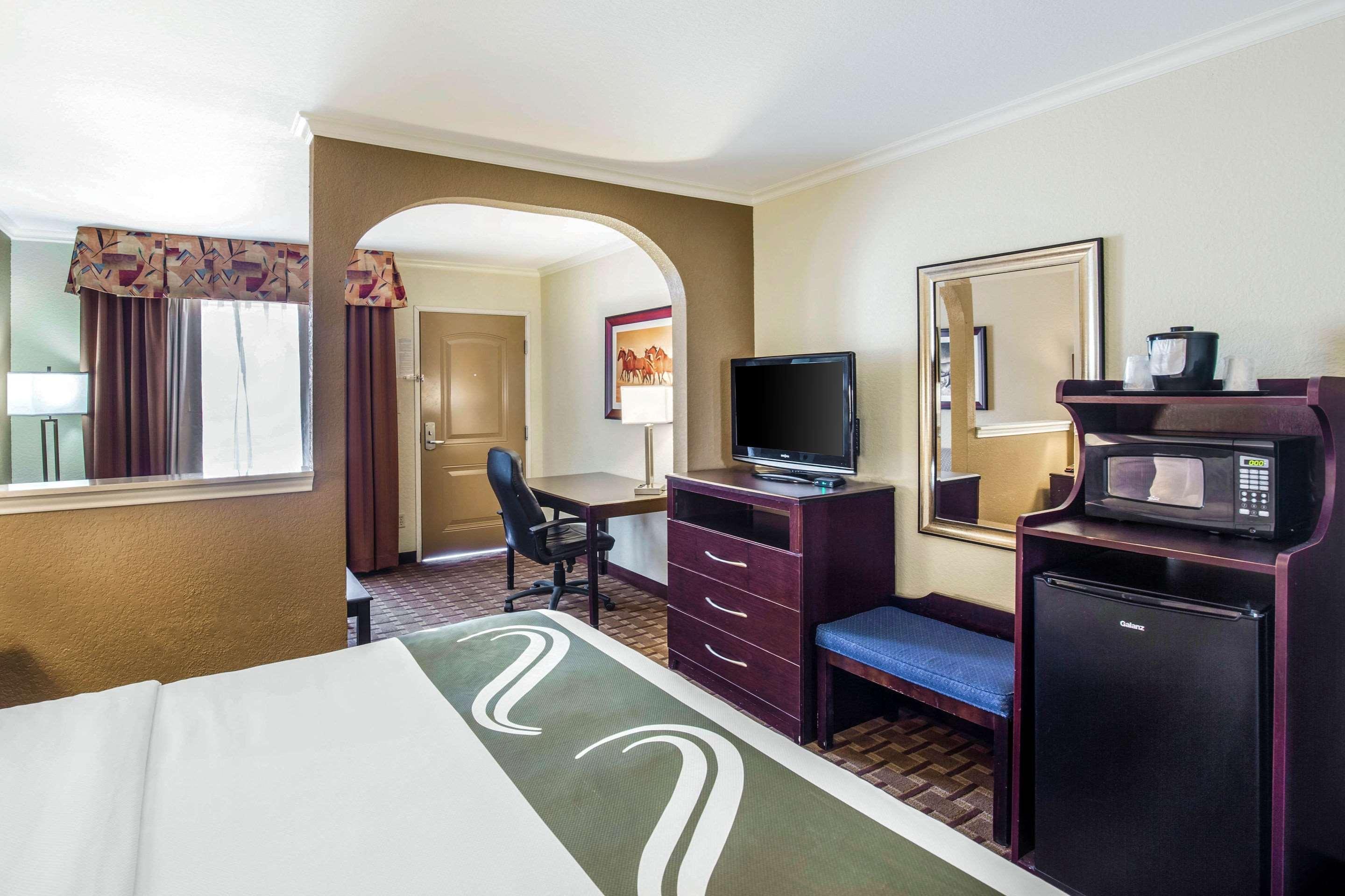 Quality Inn — photo 4