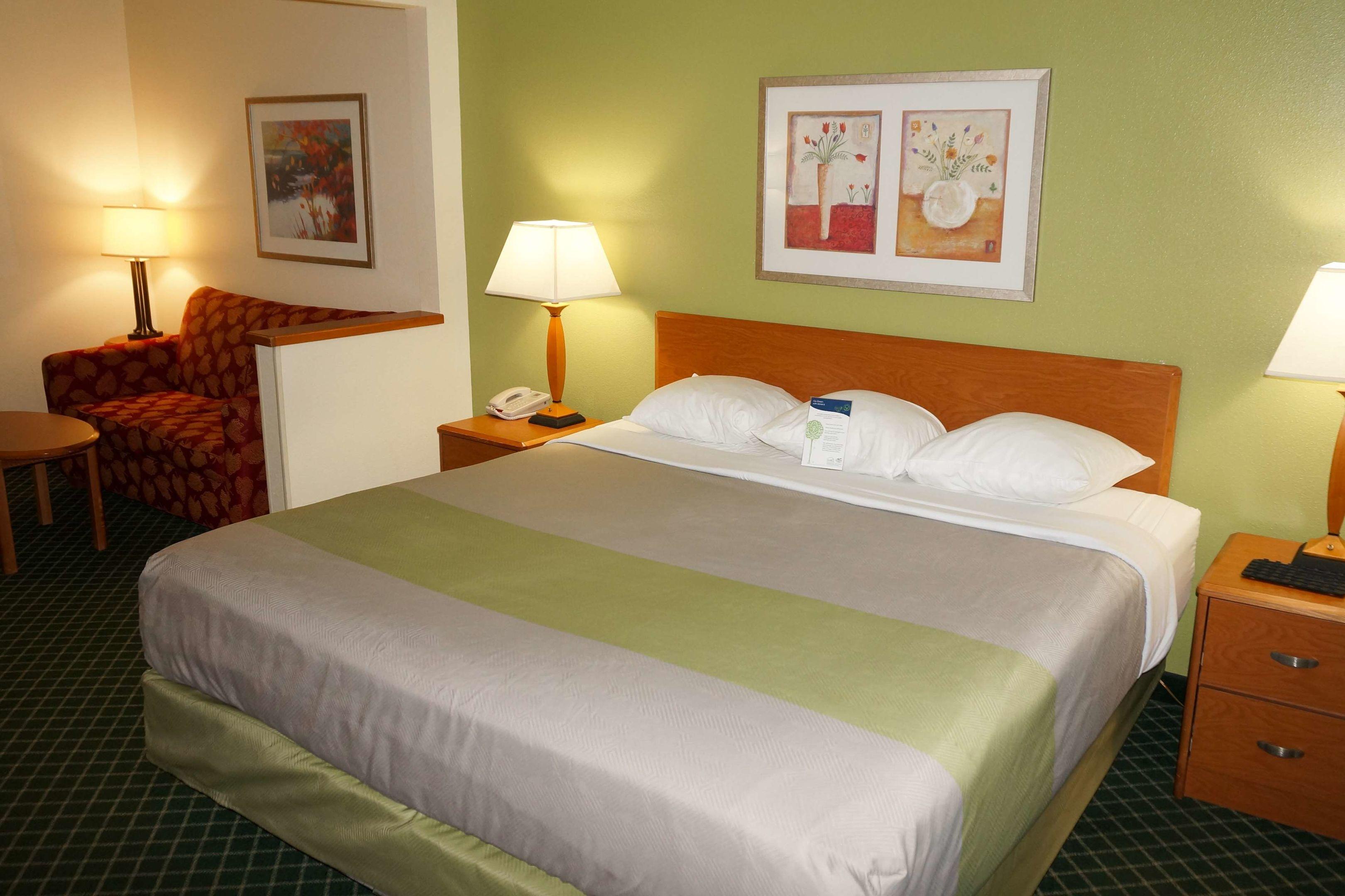 Motel 6 Indianapolis Anderson — photo 5