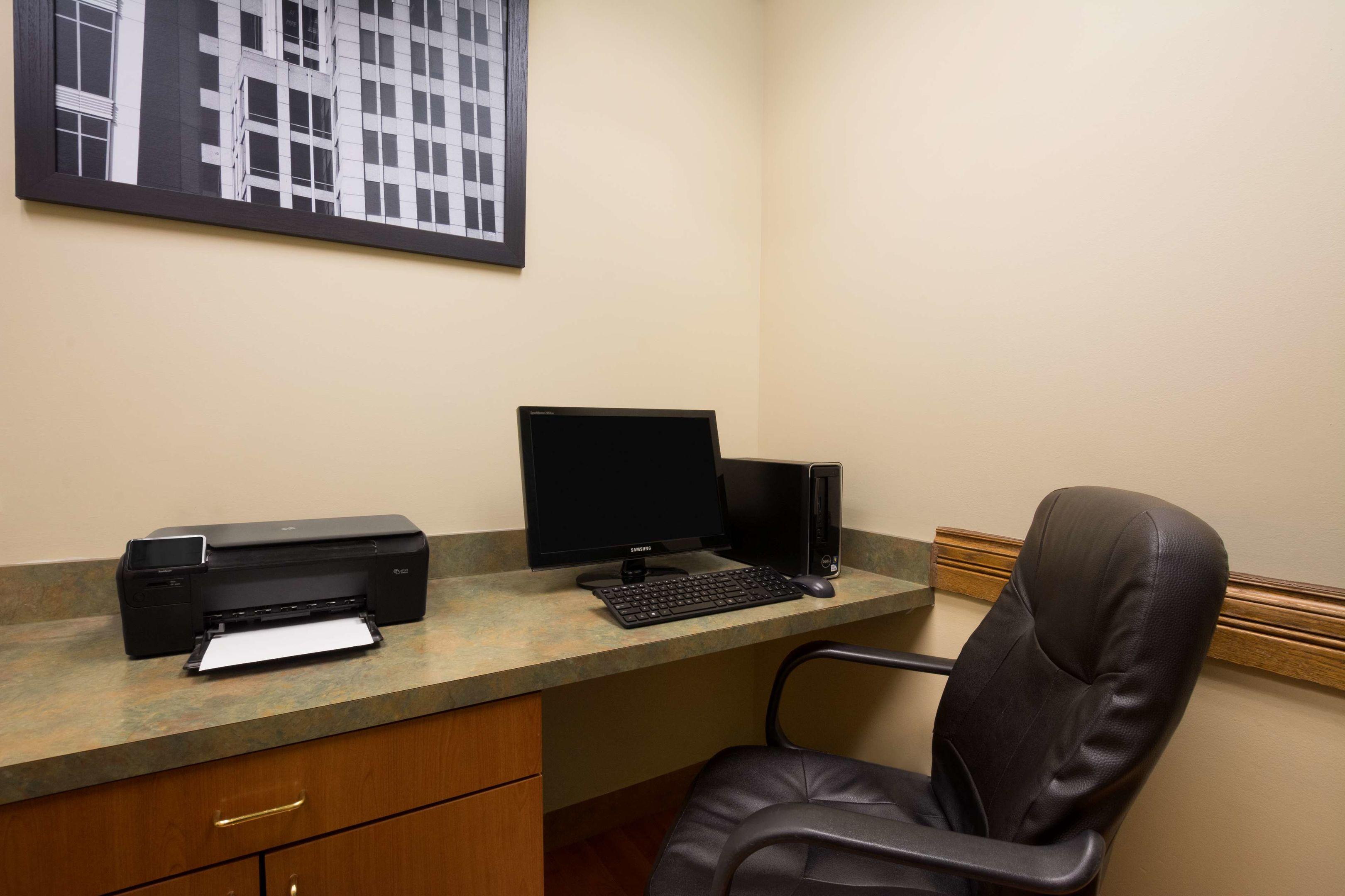 Country Inn & Suites by Radisson, Columbus, GA — photo 4