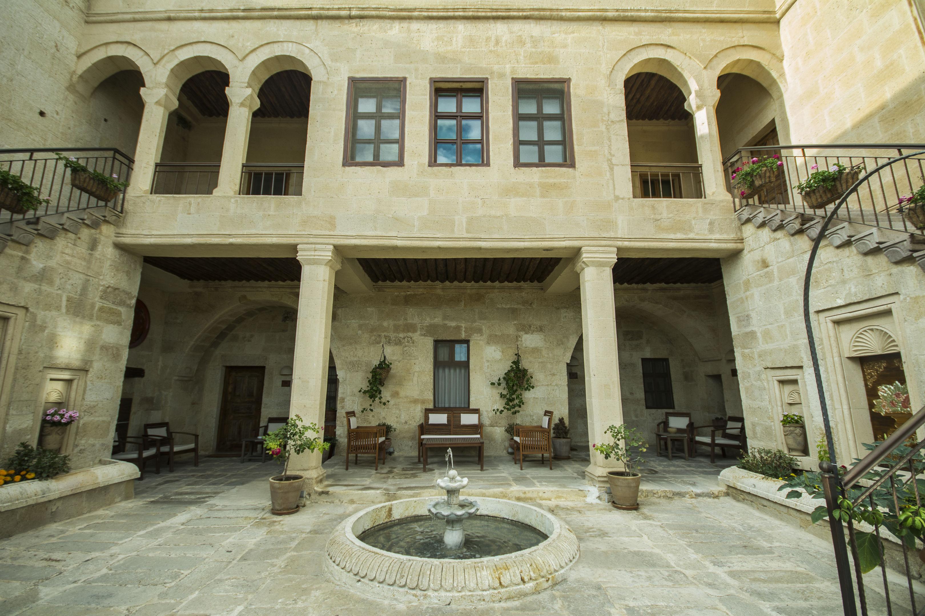 Fresco Cave Suites & Mansions — photo 4