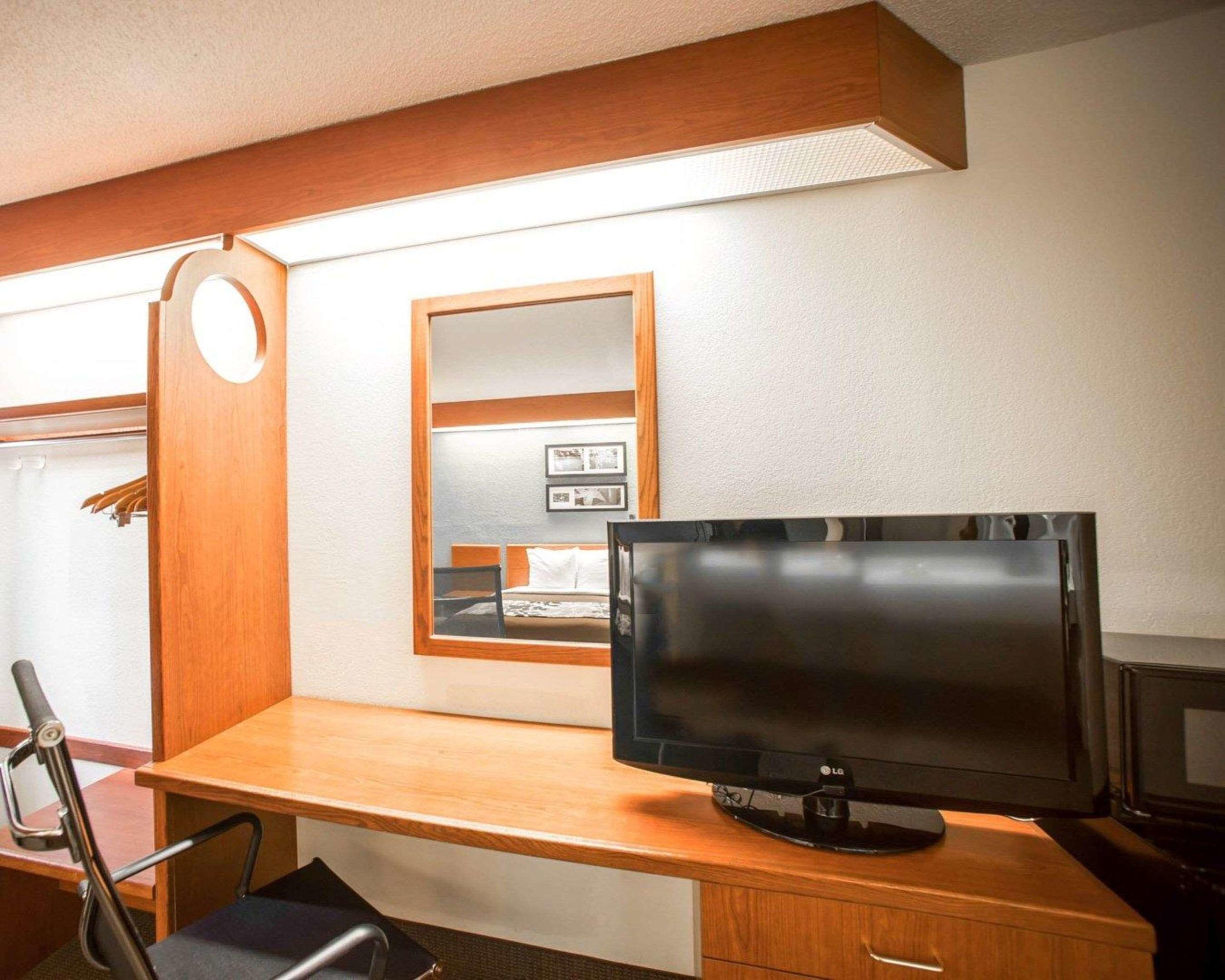 Sleep Inn — photo 5