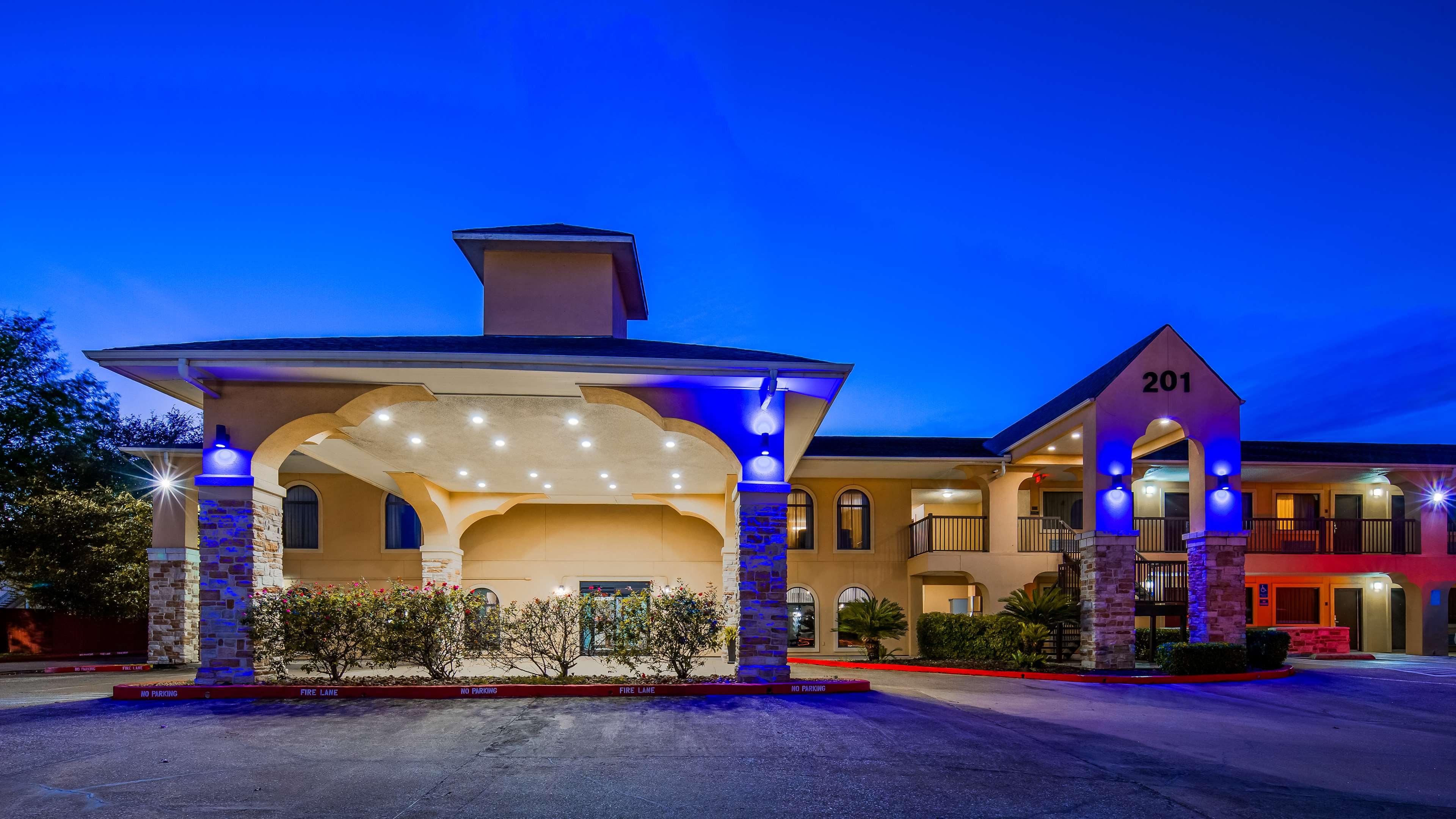 Best Western Huntsville Inn & Suites — photo 4