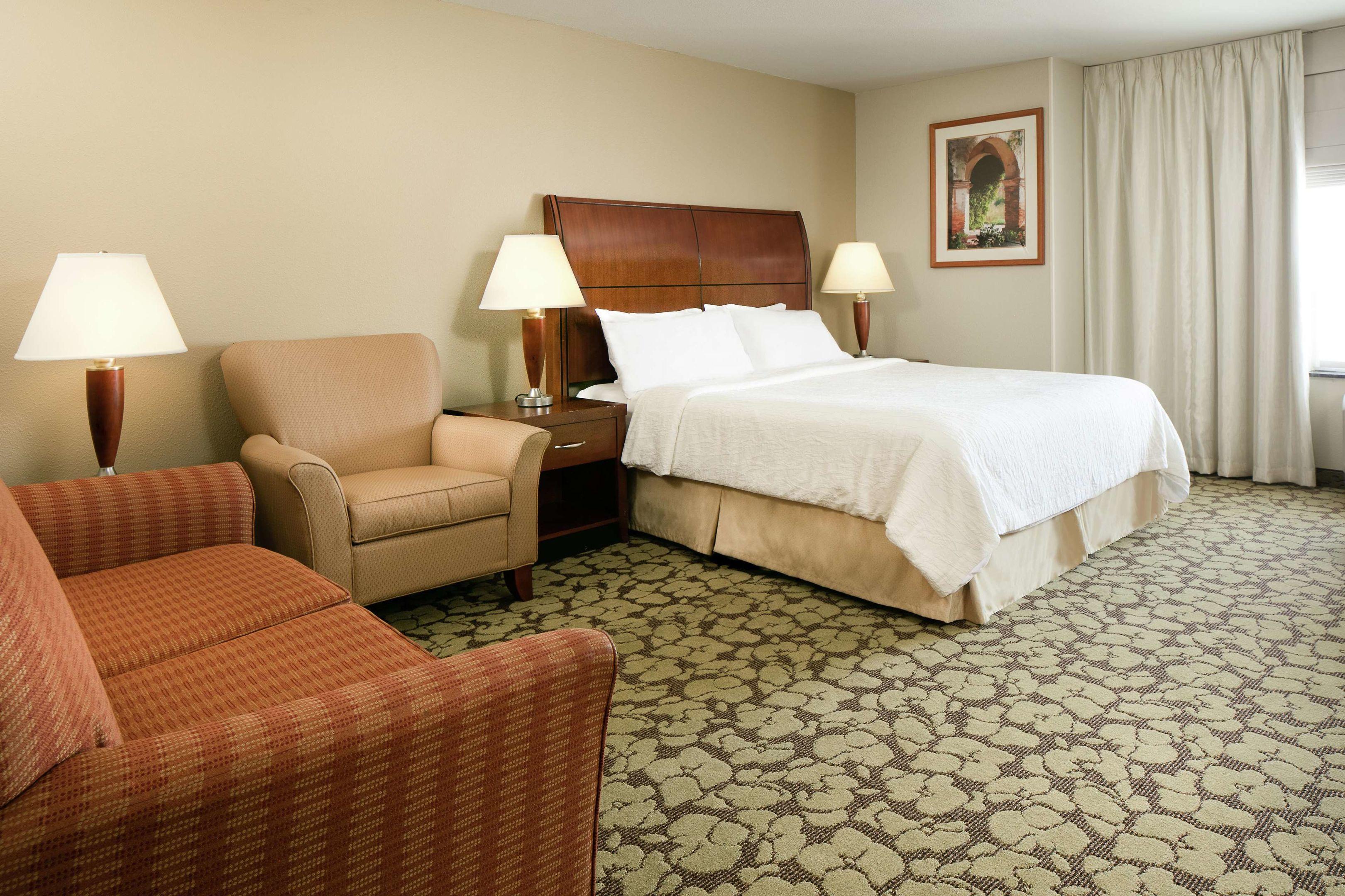 Hilton Garden Inn Omaha West — photo 4