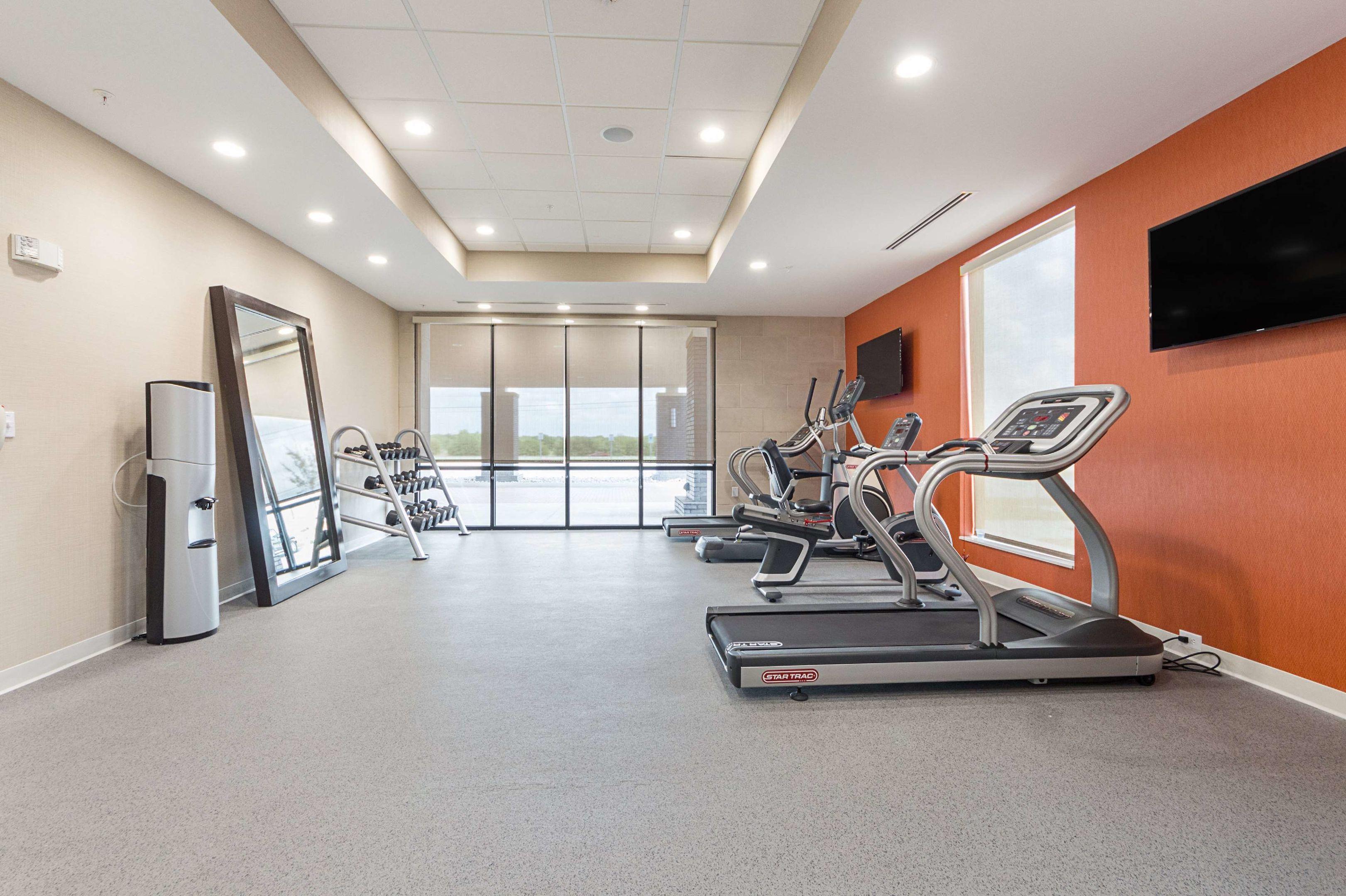 Home2 Suites by Hilton Dallas Grand Prairie — photo 4