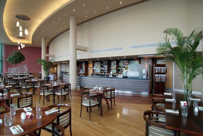 DoubleTree by Hilton Hotel London ExCel — photo 3