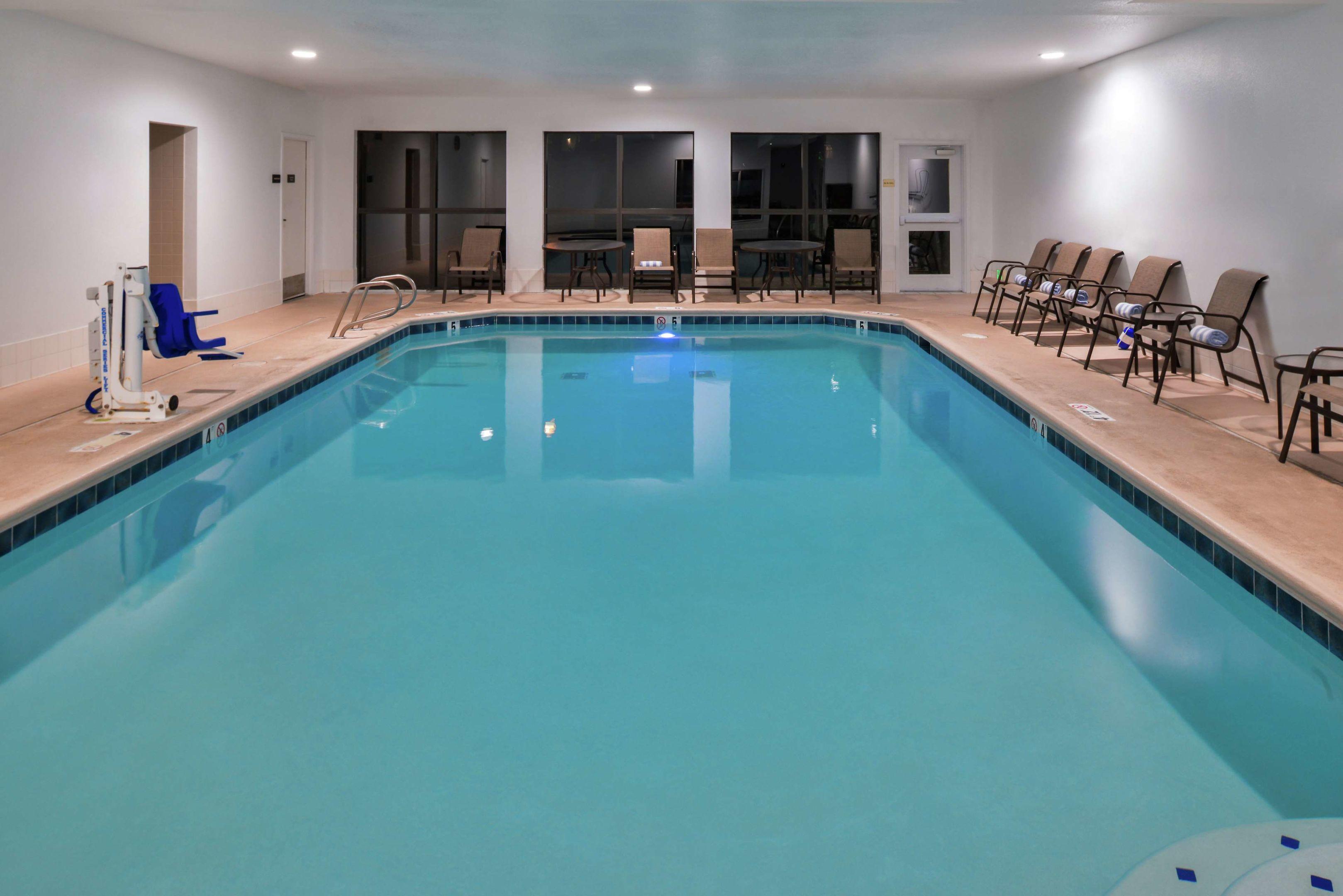Hampton Inn Eugene — photo 5