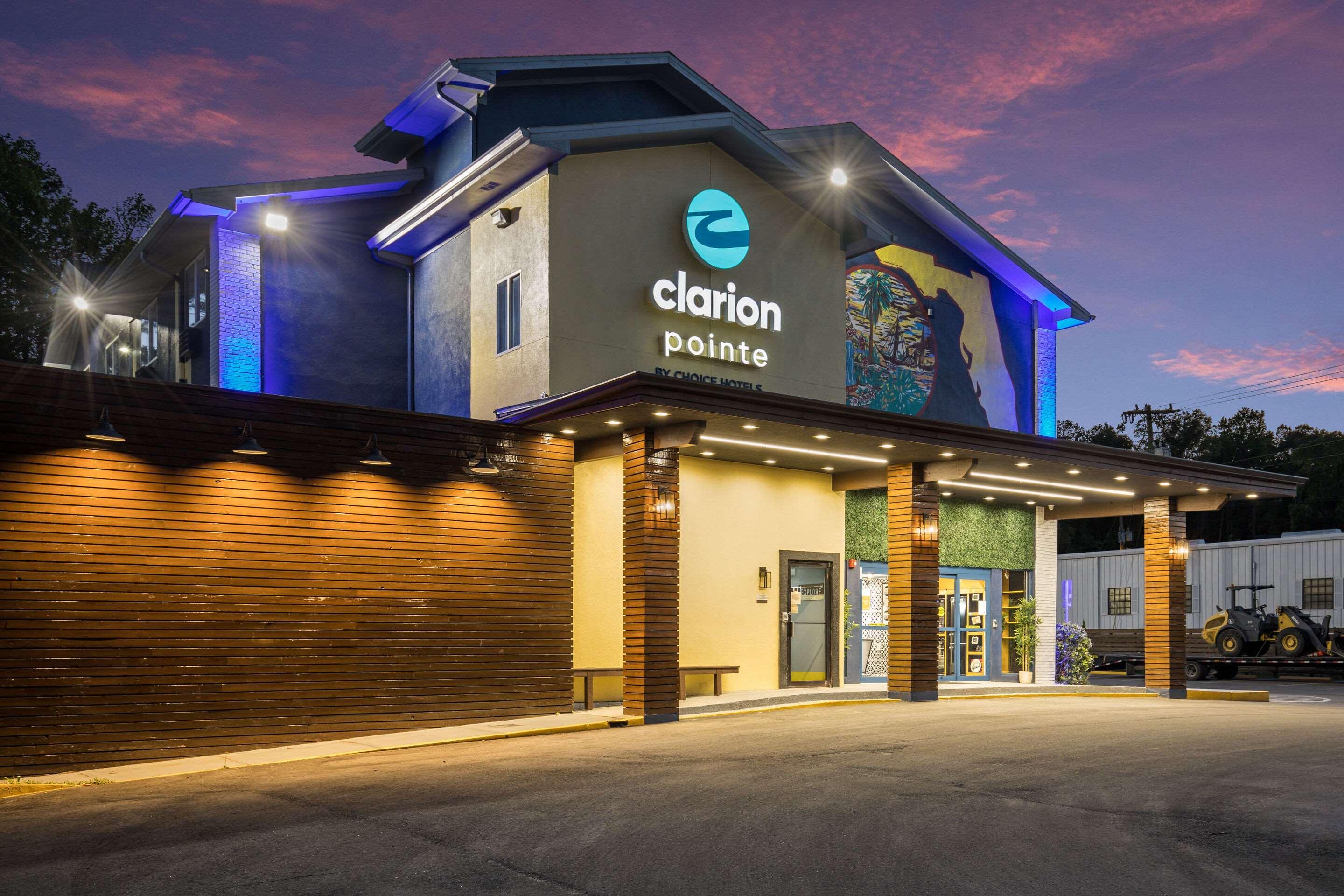 Clarion Pointe — photo 4