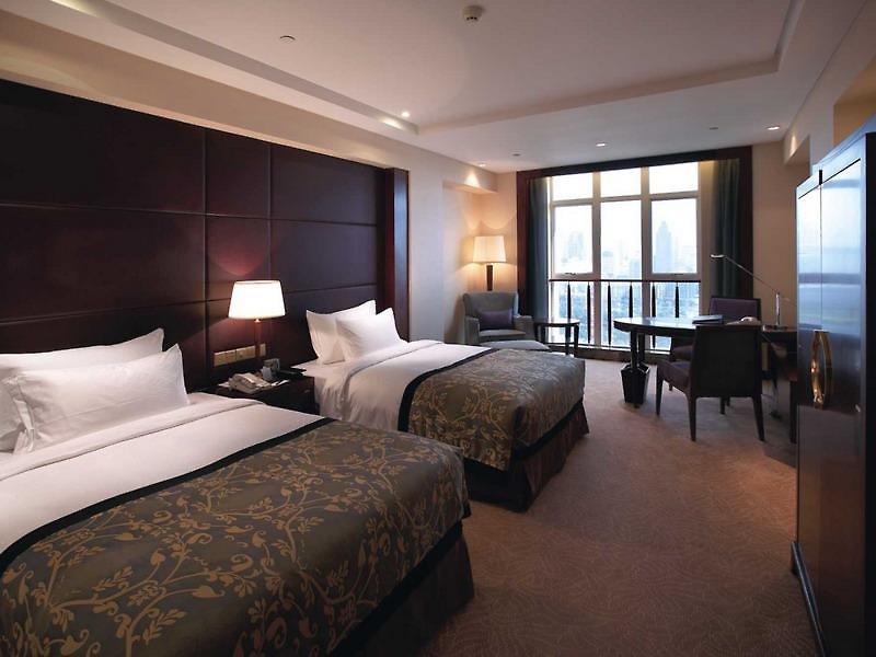 Wyndham Grand Plaza Royale Ningbo — photo 4