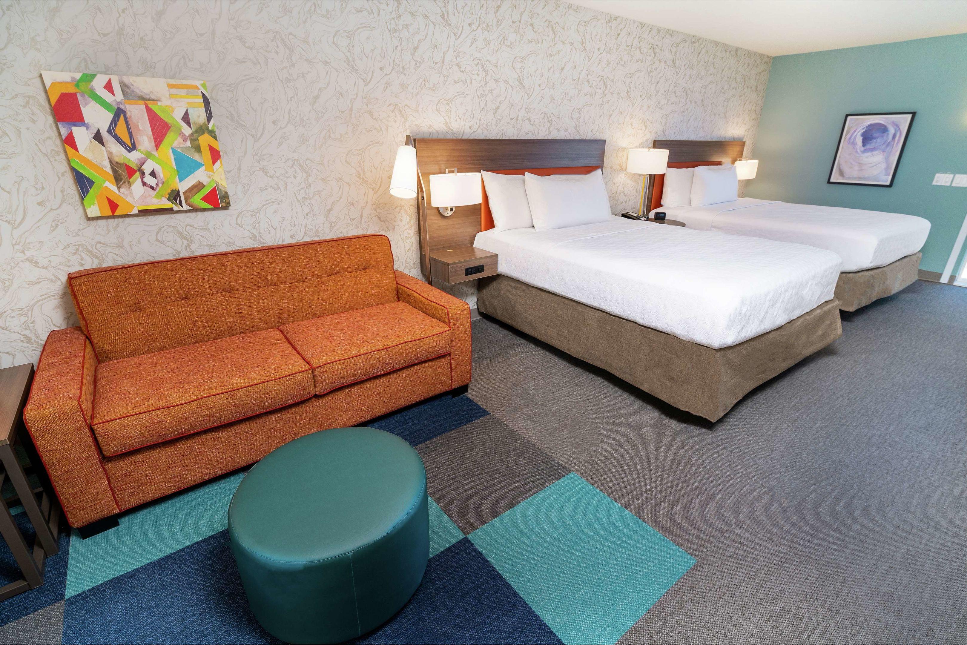 Home2 Suites By Hilton Las Vegas Tropicana Avenue — photo 4