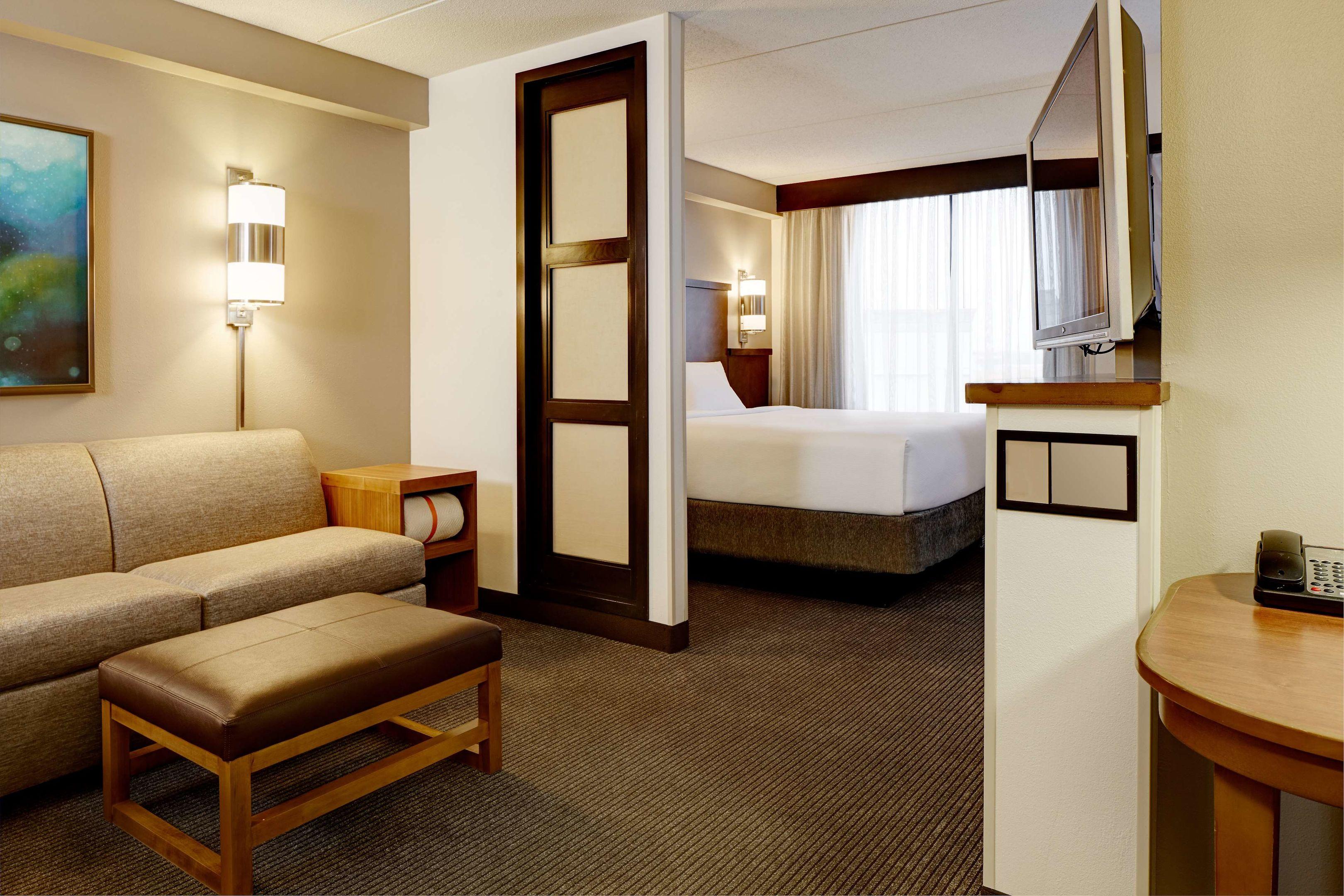 Hyatt Place Charlotte Airport/Lake Pointe — photo 4