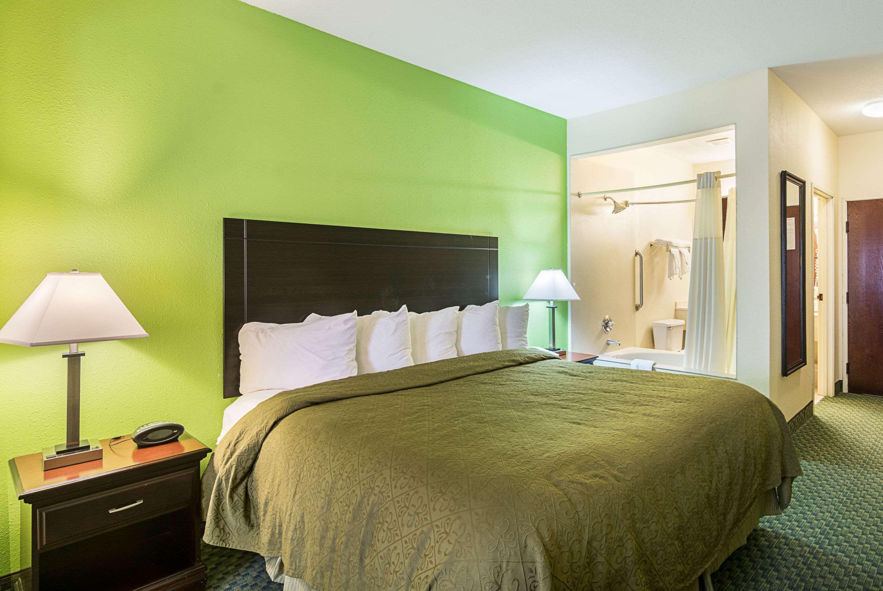 Quality Inn & Suites — photo 5