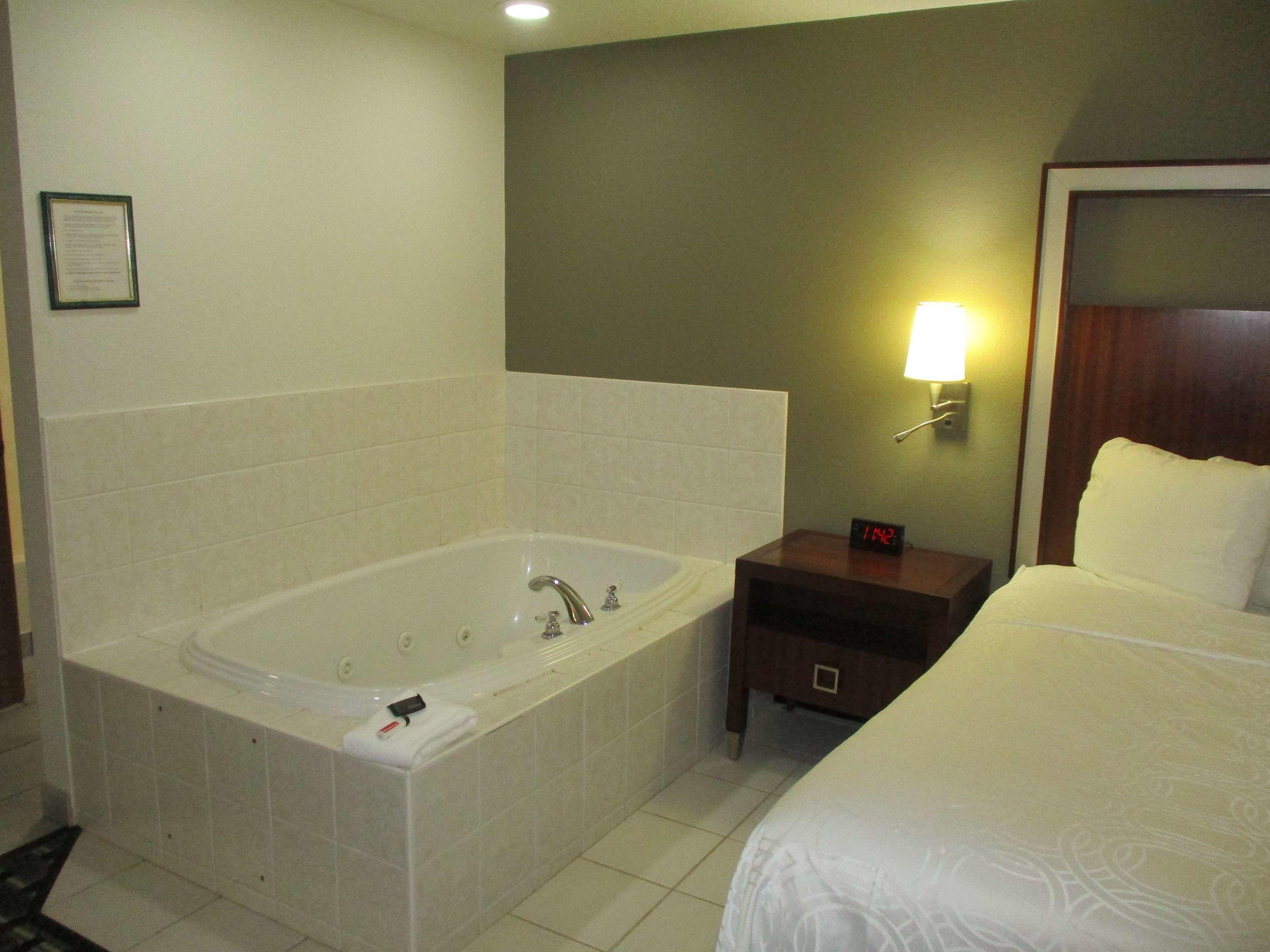 SureStay Hotel by Best Western Manchester — photo 5