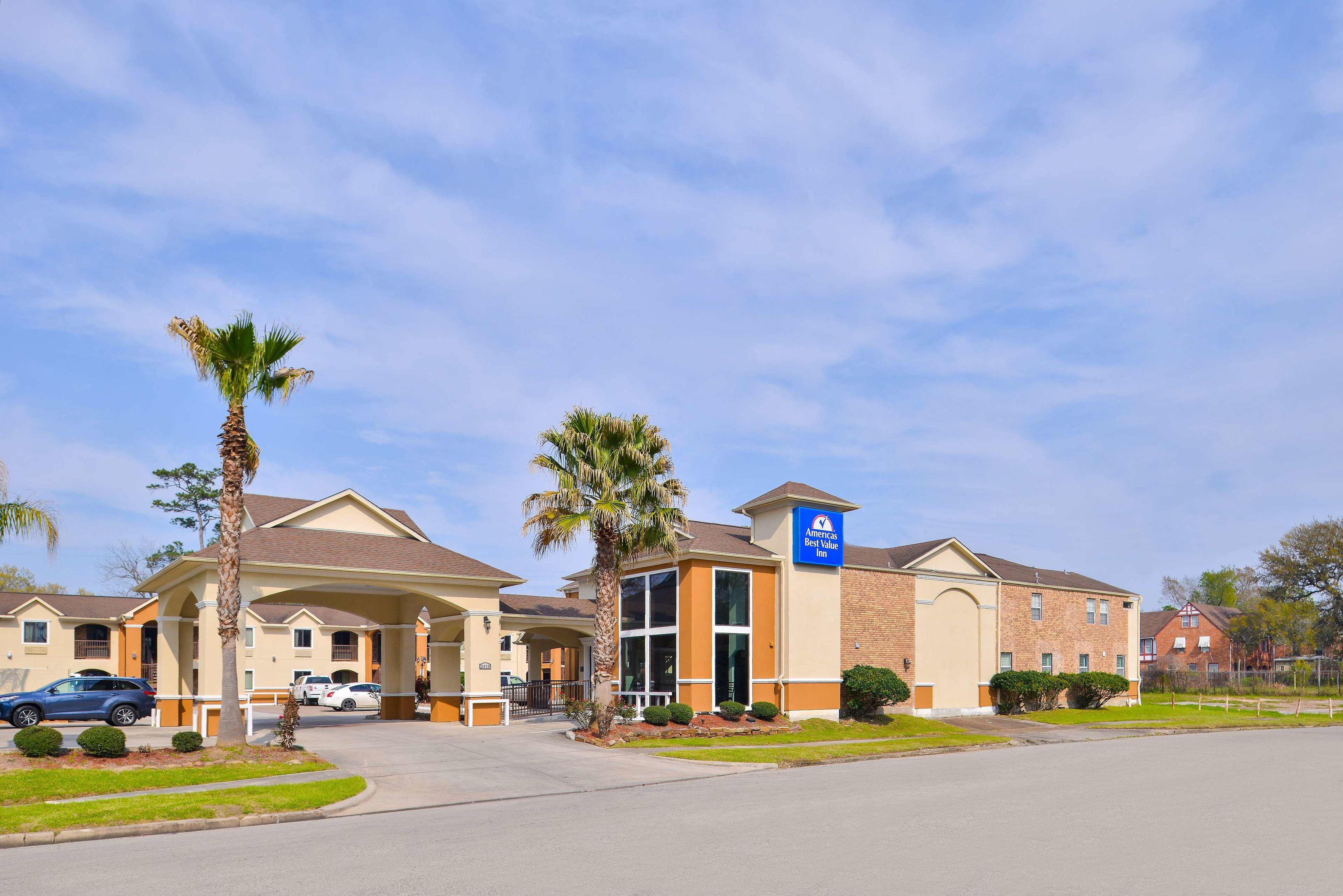 Americas Best Value Inn - Medical Center Downtown — photo 4