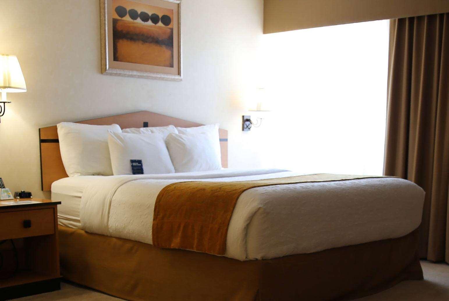 AmericInn by Wyndham Denver Airport — photo 4