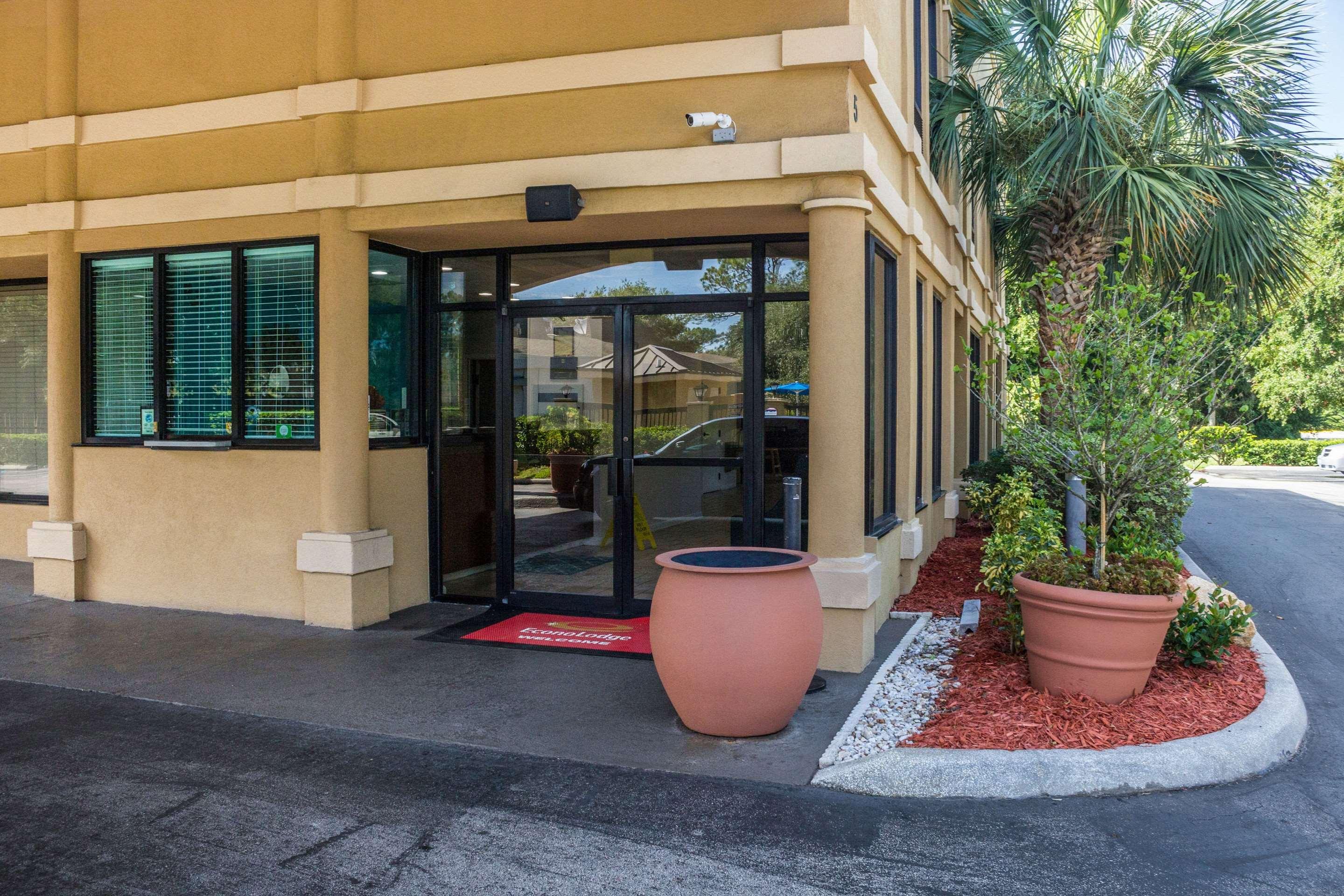 Econo Lodge Palm Coast — photo 4