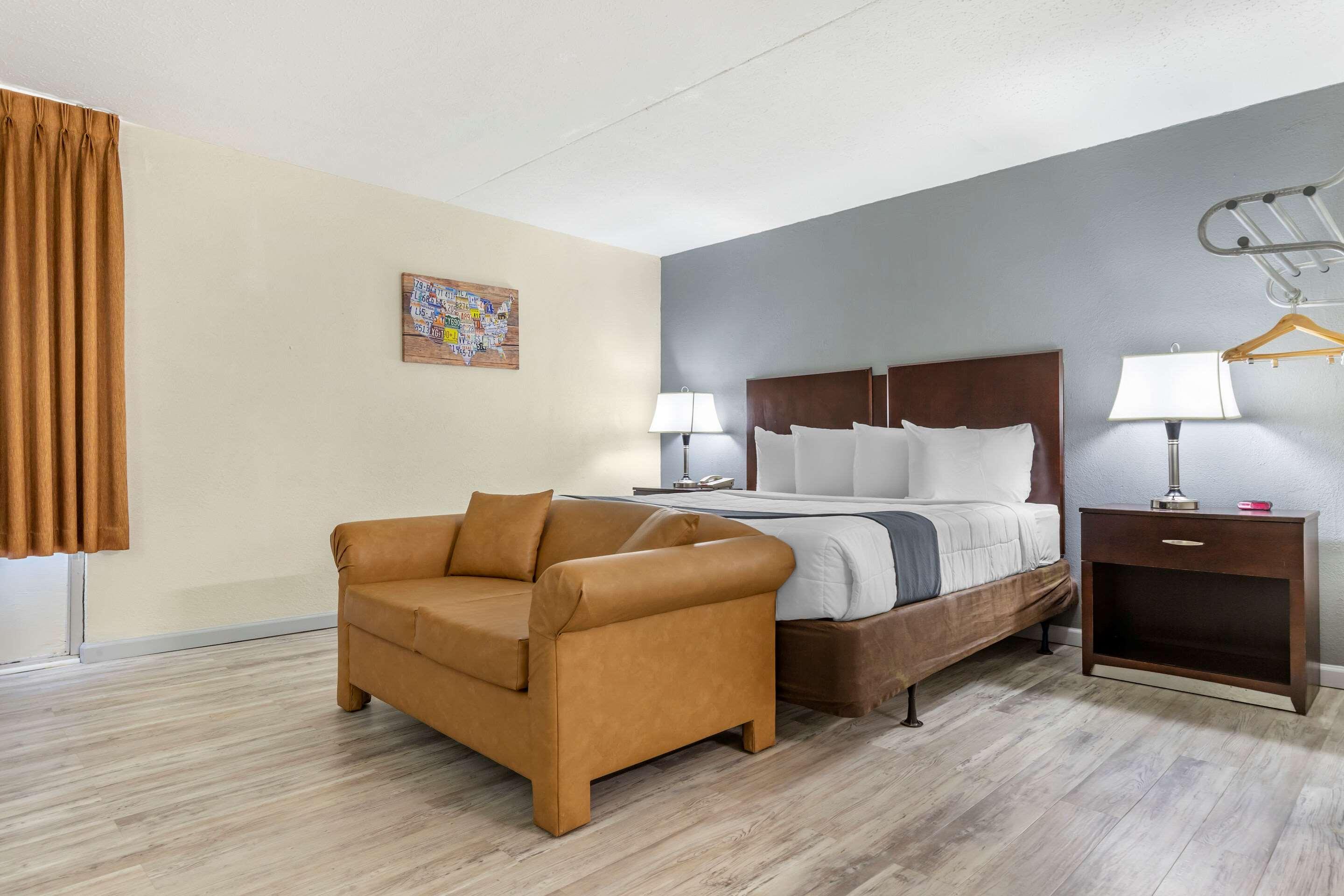 Econo Lodge — photo 4