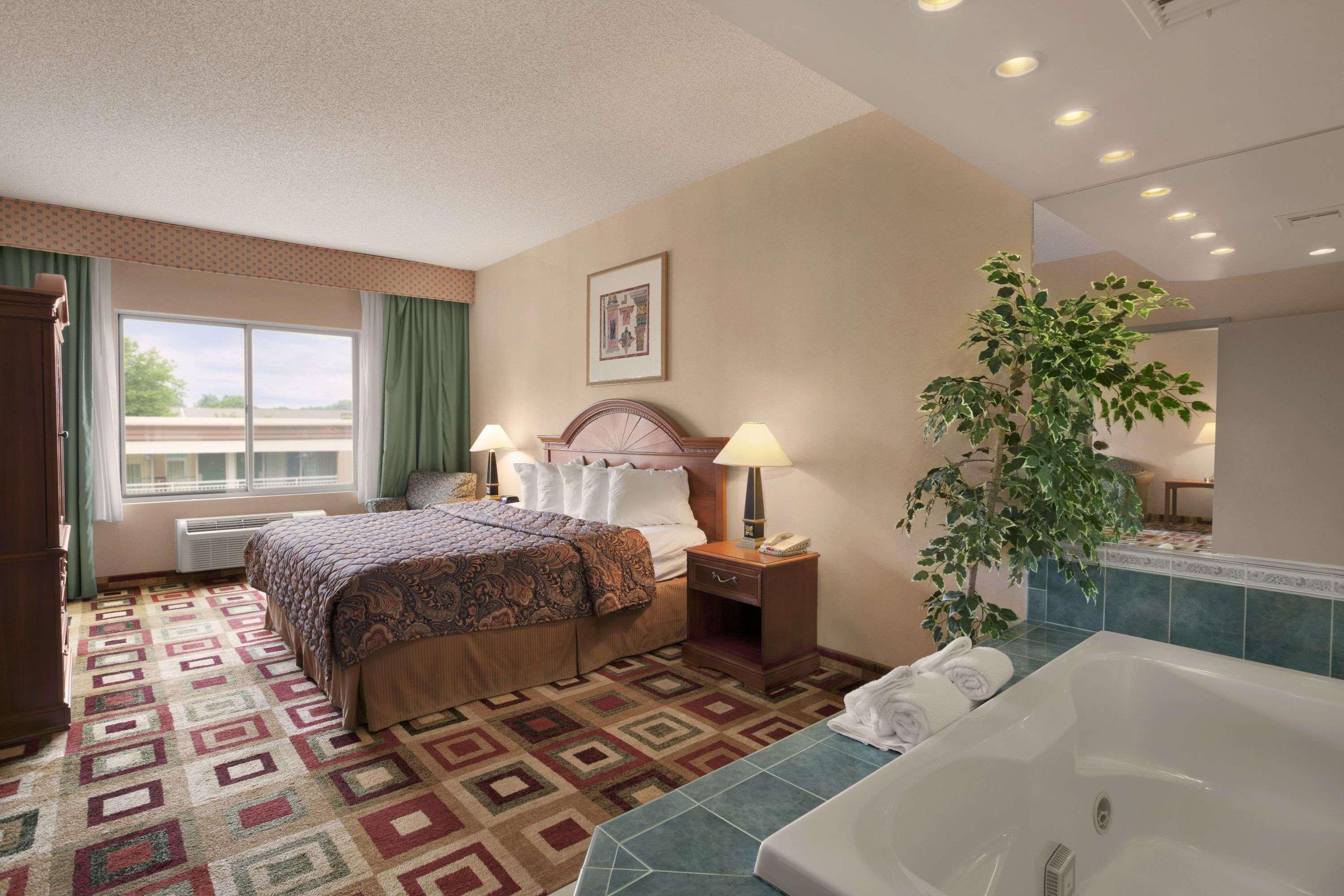 Days Inn & Suites Albany — photo 4