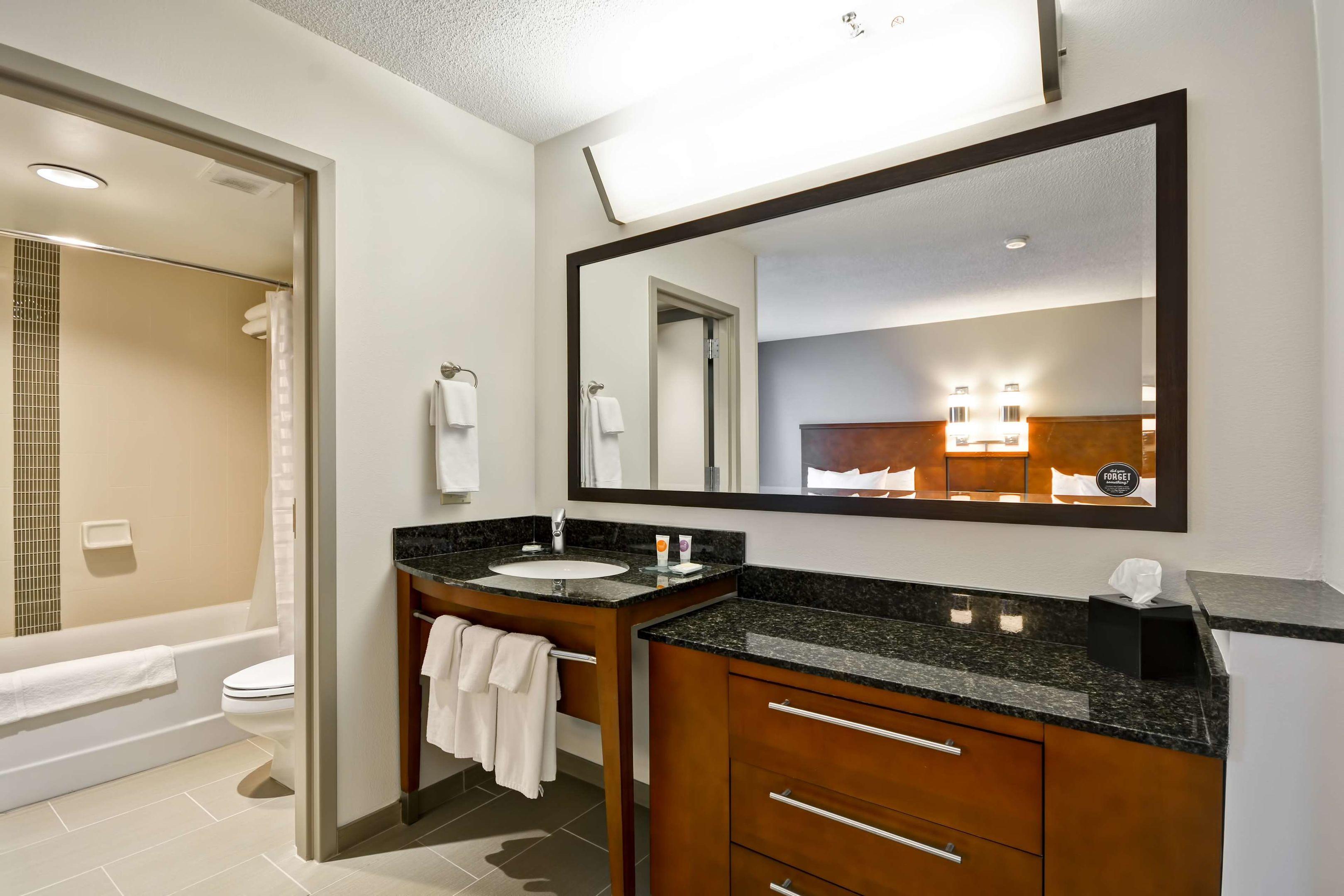 Hyatt Place Kansas City/Overland Park/Metcalf — photo 3