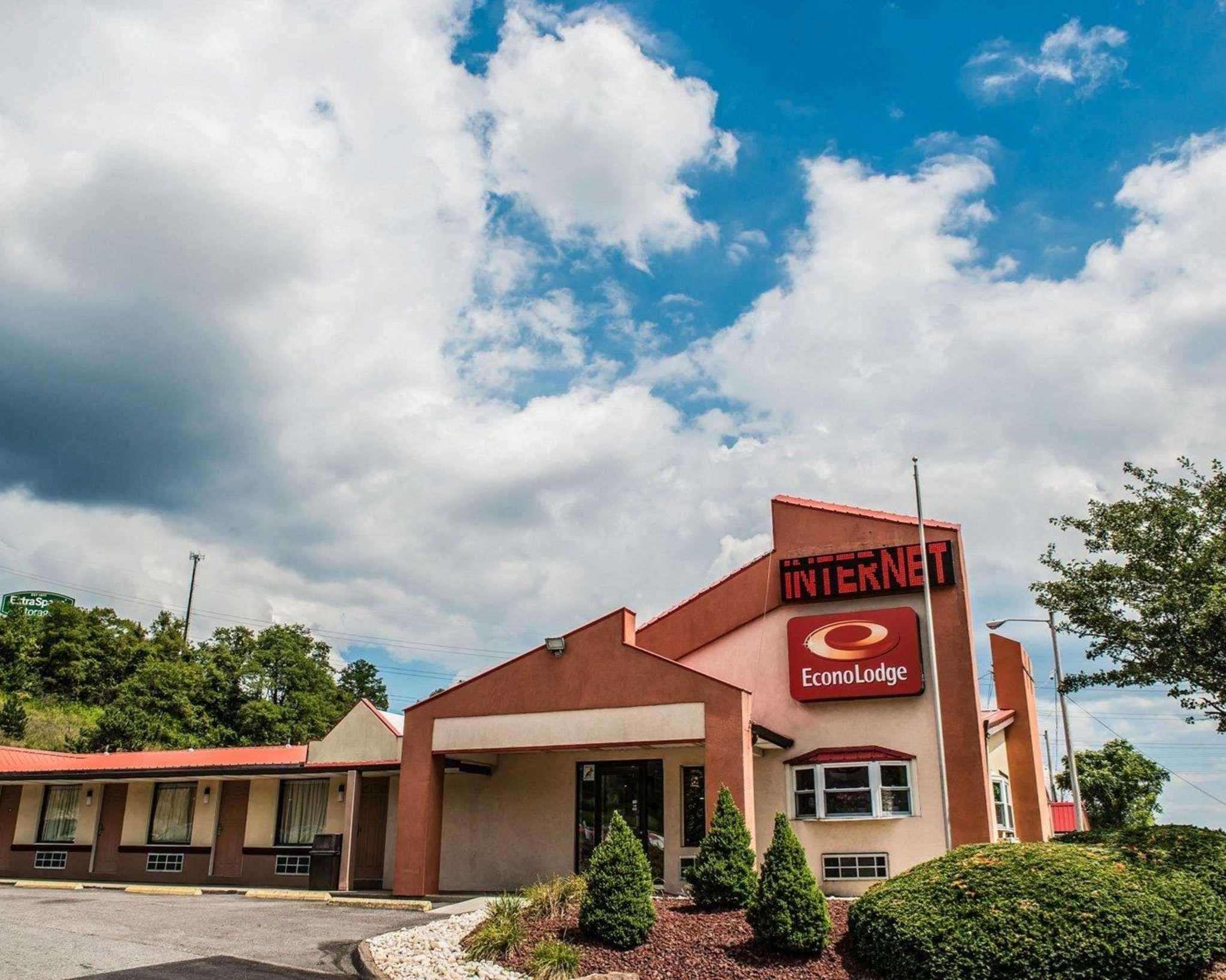 Econo Lodge Pittsburgh