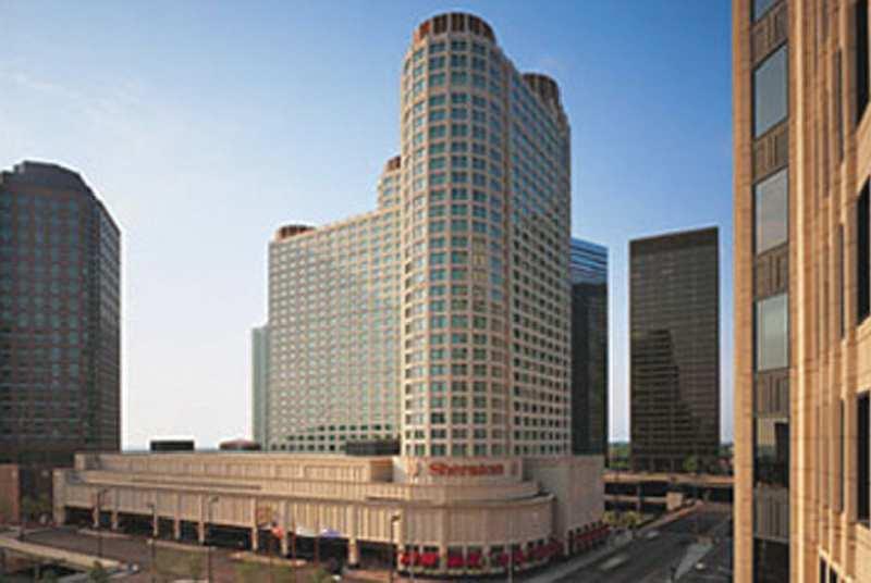 Sheraton Grand Chicago