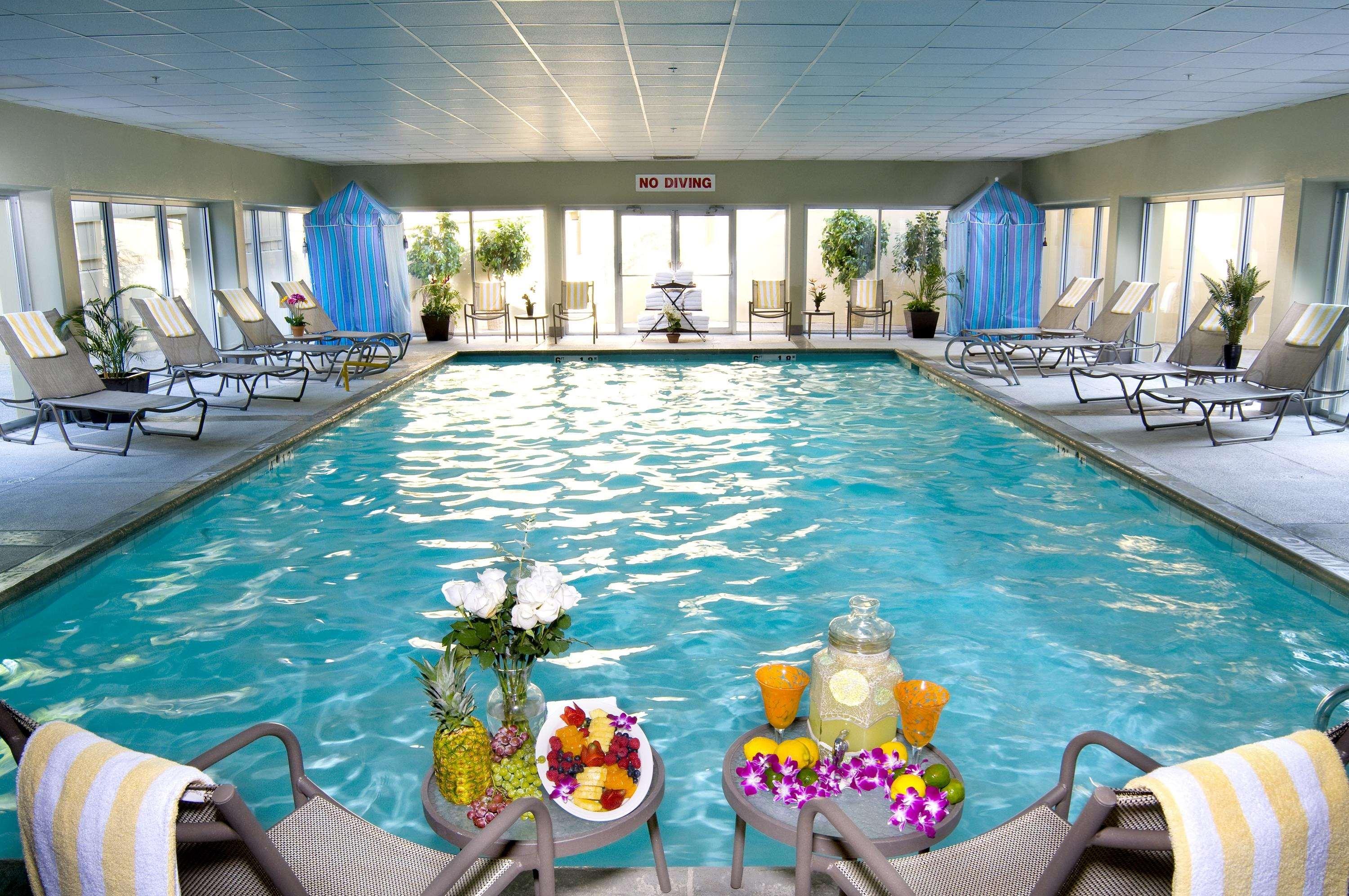 DoubleTree by Hilton Hotel Norwalk — photo 4
