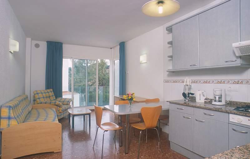 Els Llorers Apartamentos — photo 4