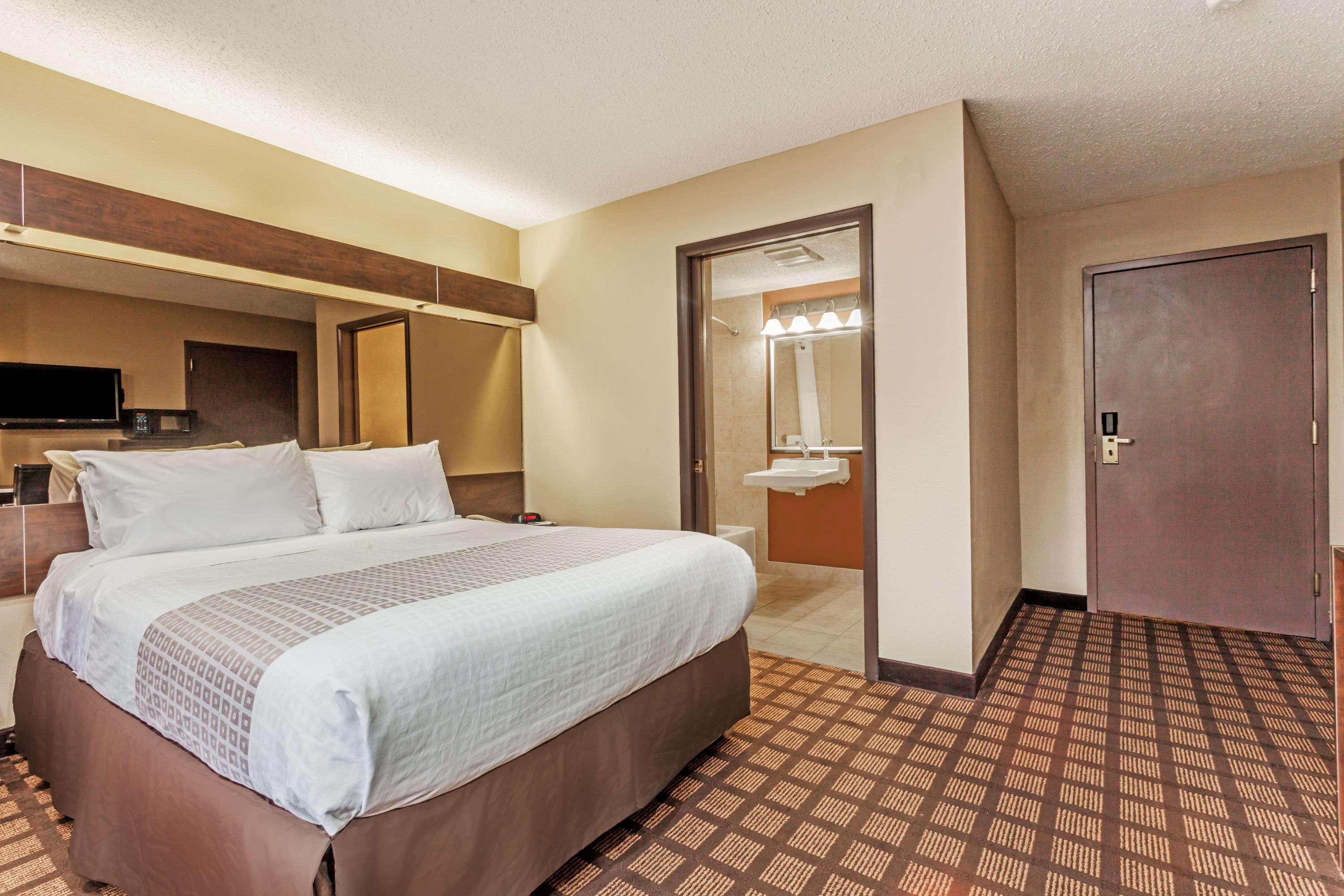 Microtel Inn Lexington — photo 5