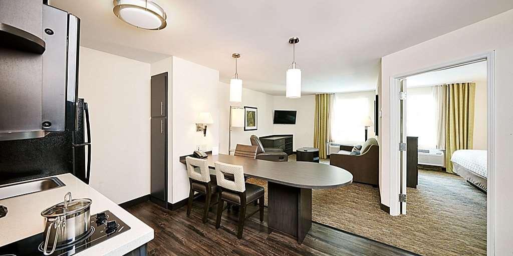 Sonesta Simply Suites Boston Braintree — photo 5