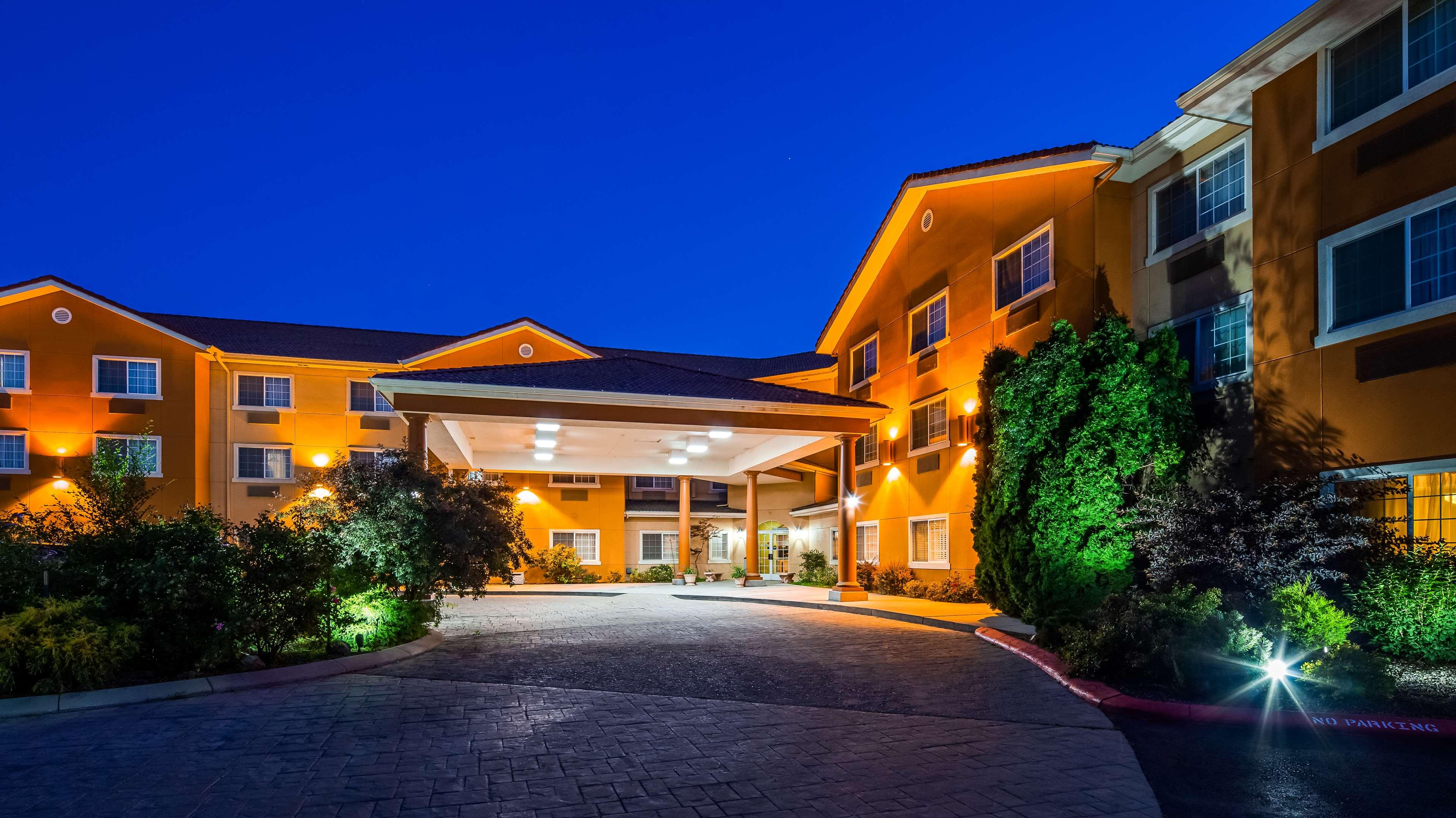 Best Western Plus Caldwell Inn & Suites — photo 3