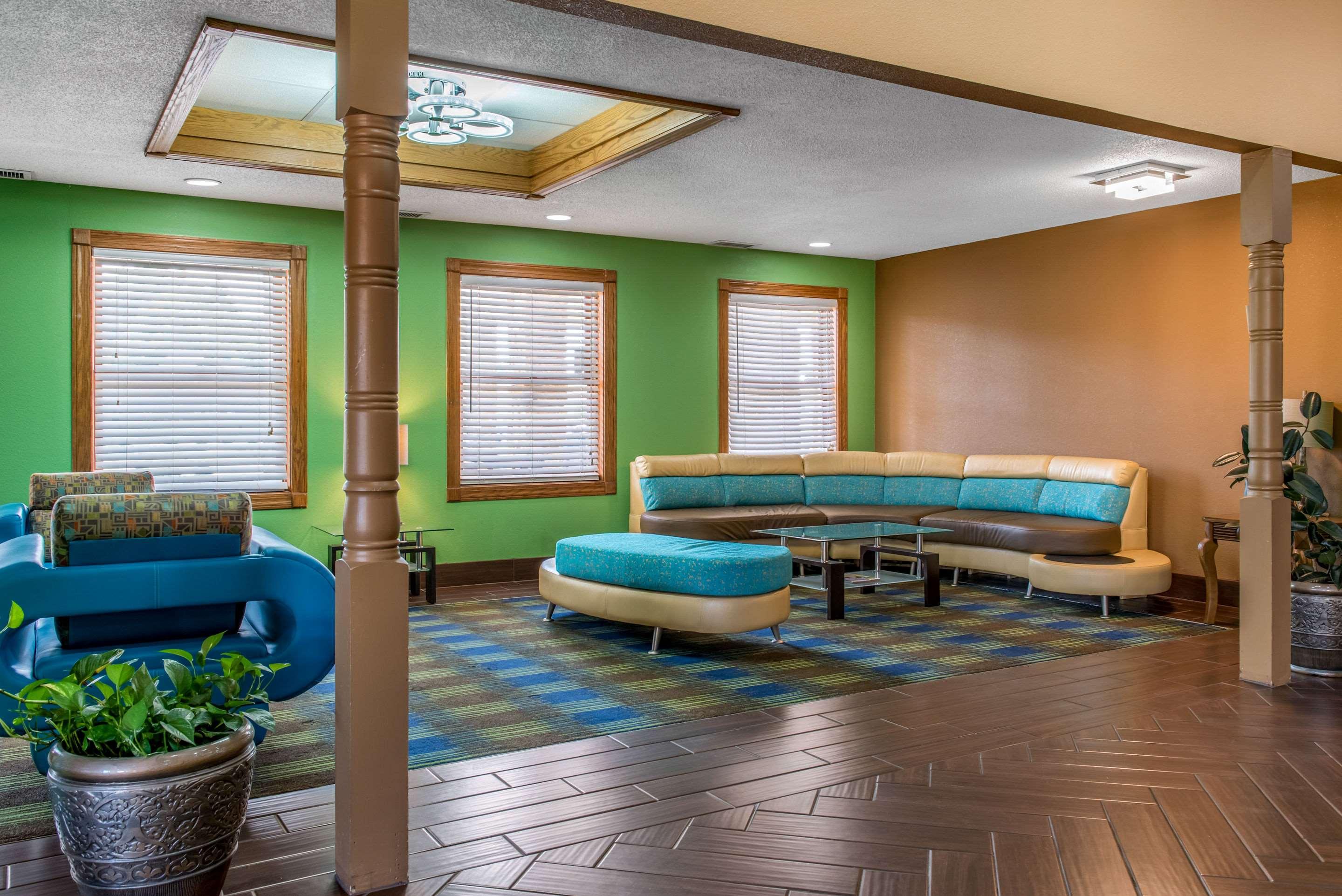 Quality Inn Bedford — photo 4