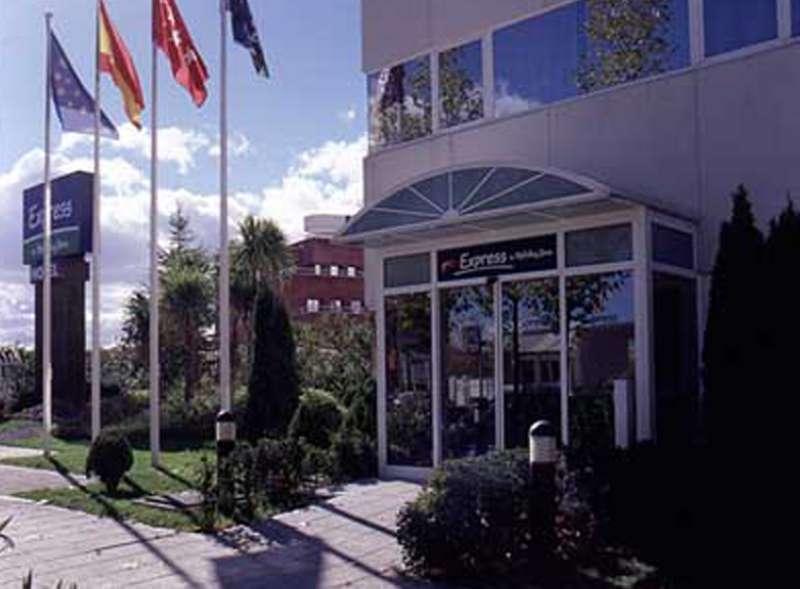 Ramada Madrid Tres Cantos — photo 3