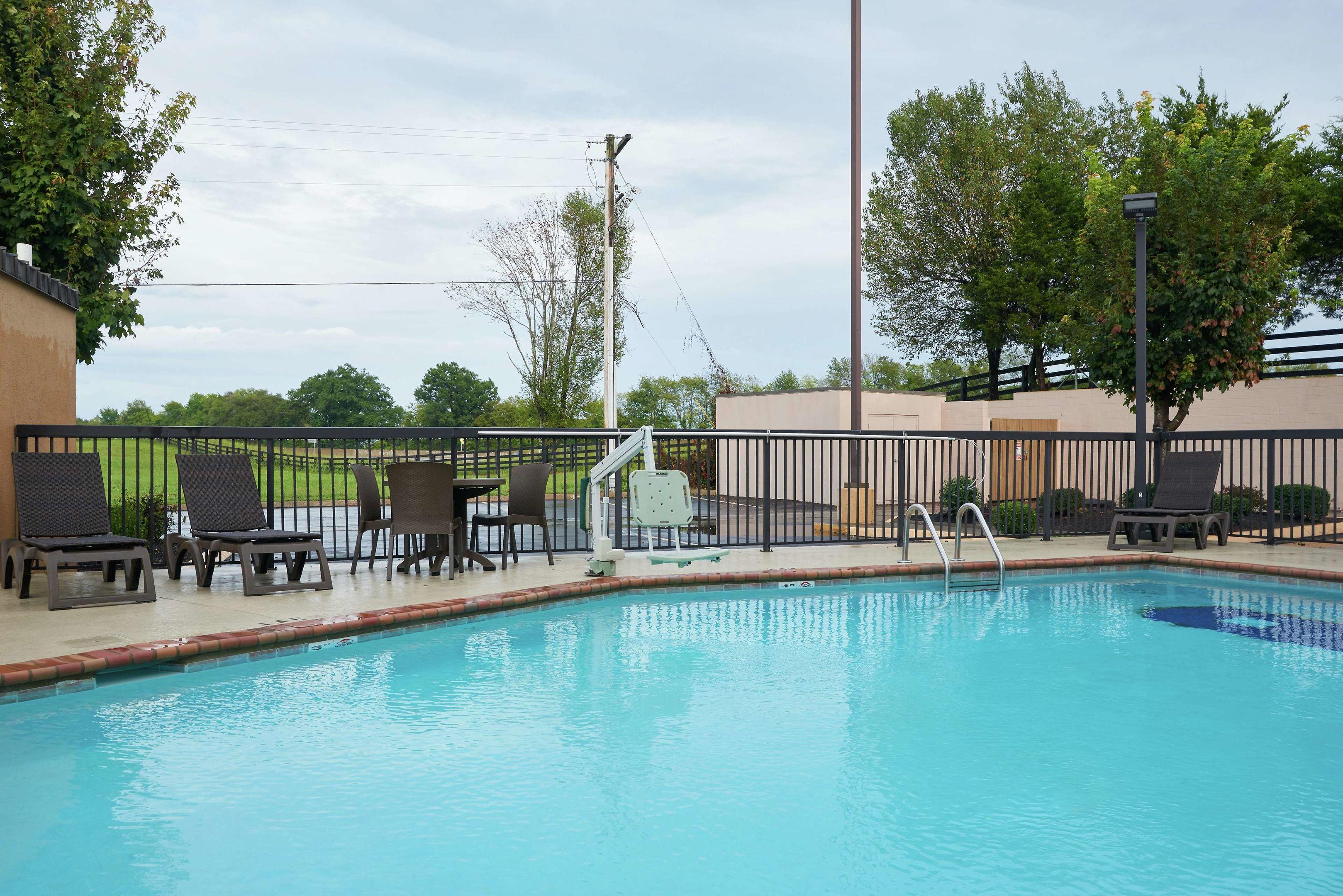 Hampton Inn Franklin — photo 4