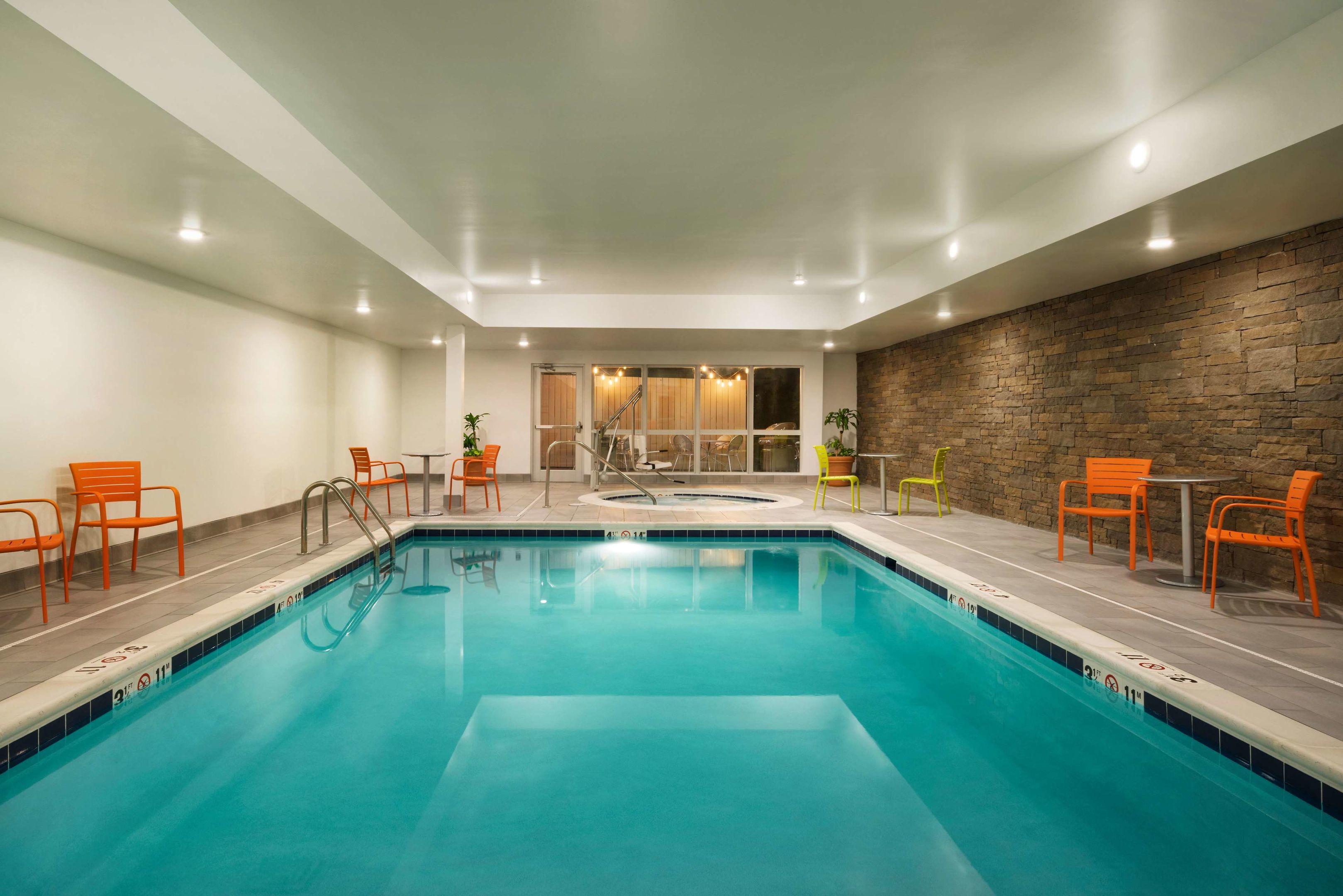 Home2 Suites by Hilton Roanoke — photo 4