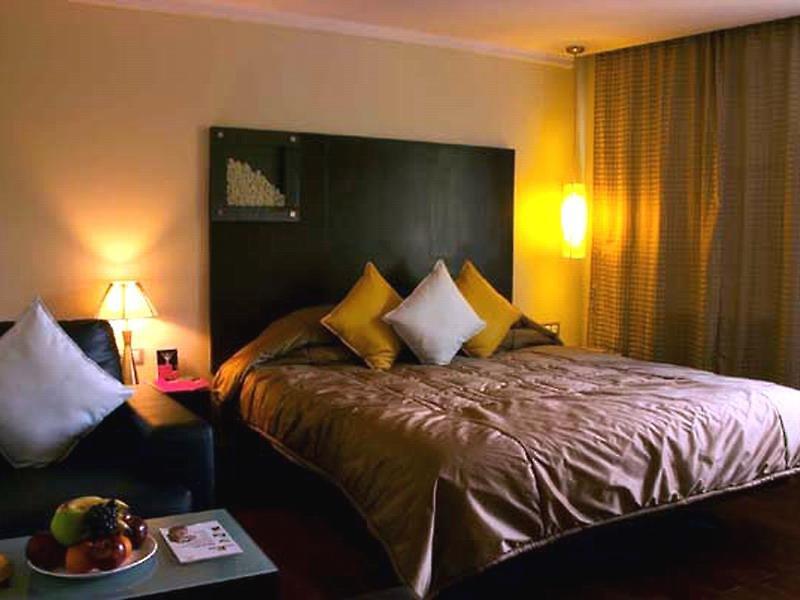 37th Crescent Hotel — photo 3