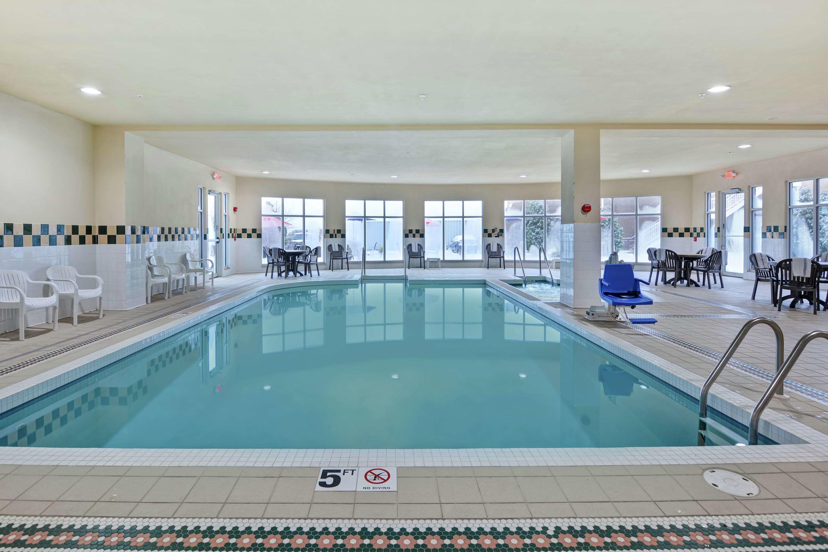 Hilton Garden Inn Oshkosh — photo 5