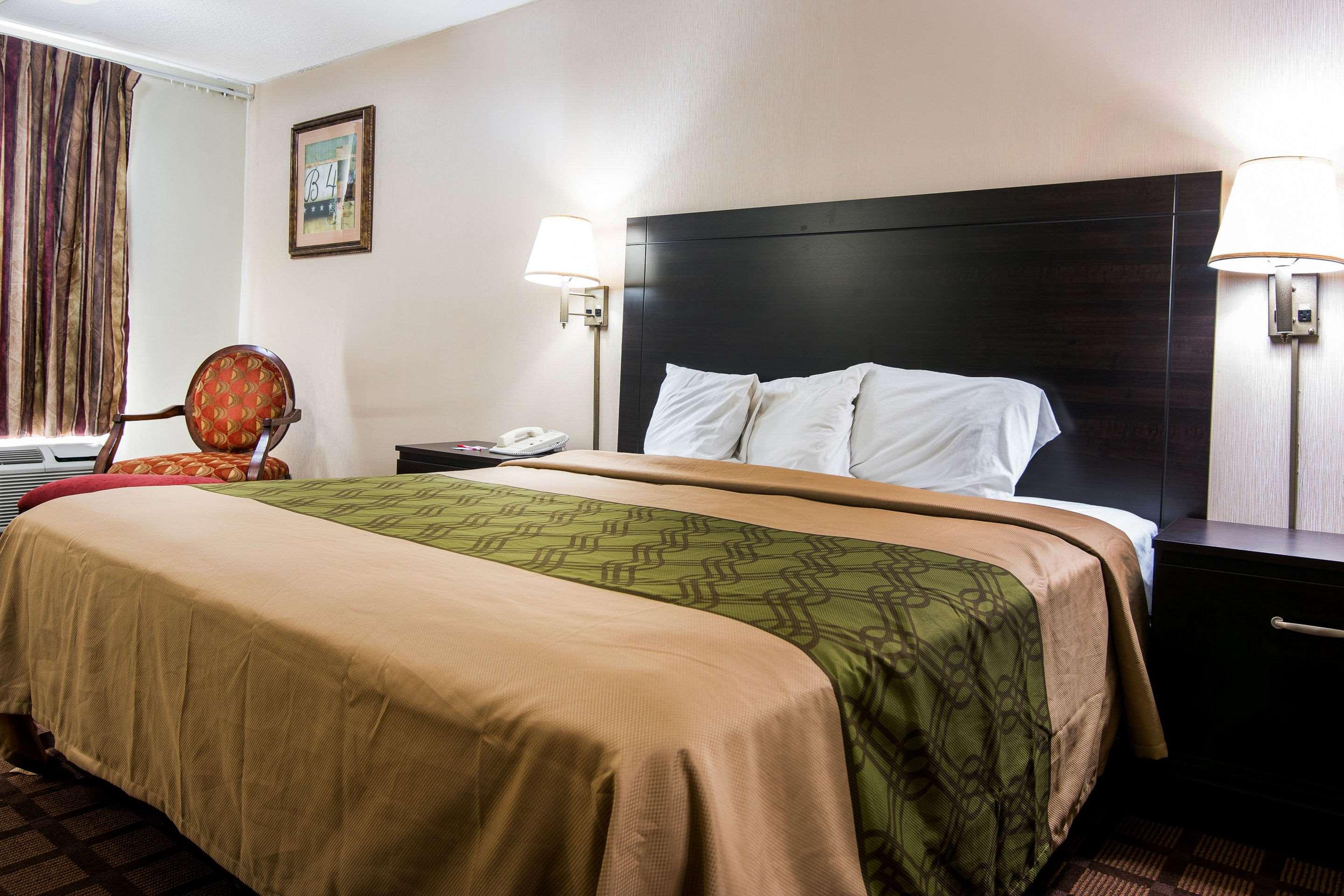 Econo Lodge — photo 4