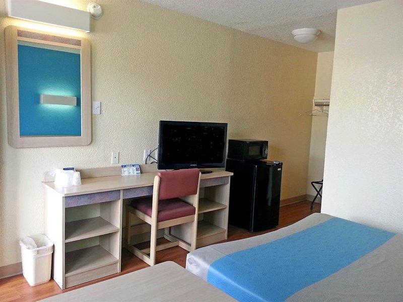Motel 6 Victoria — photo 4