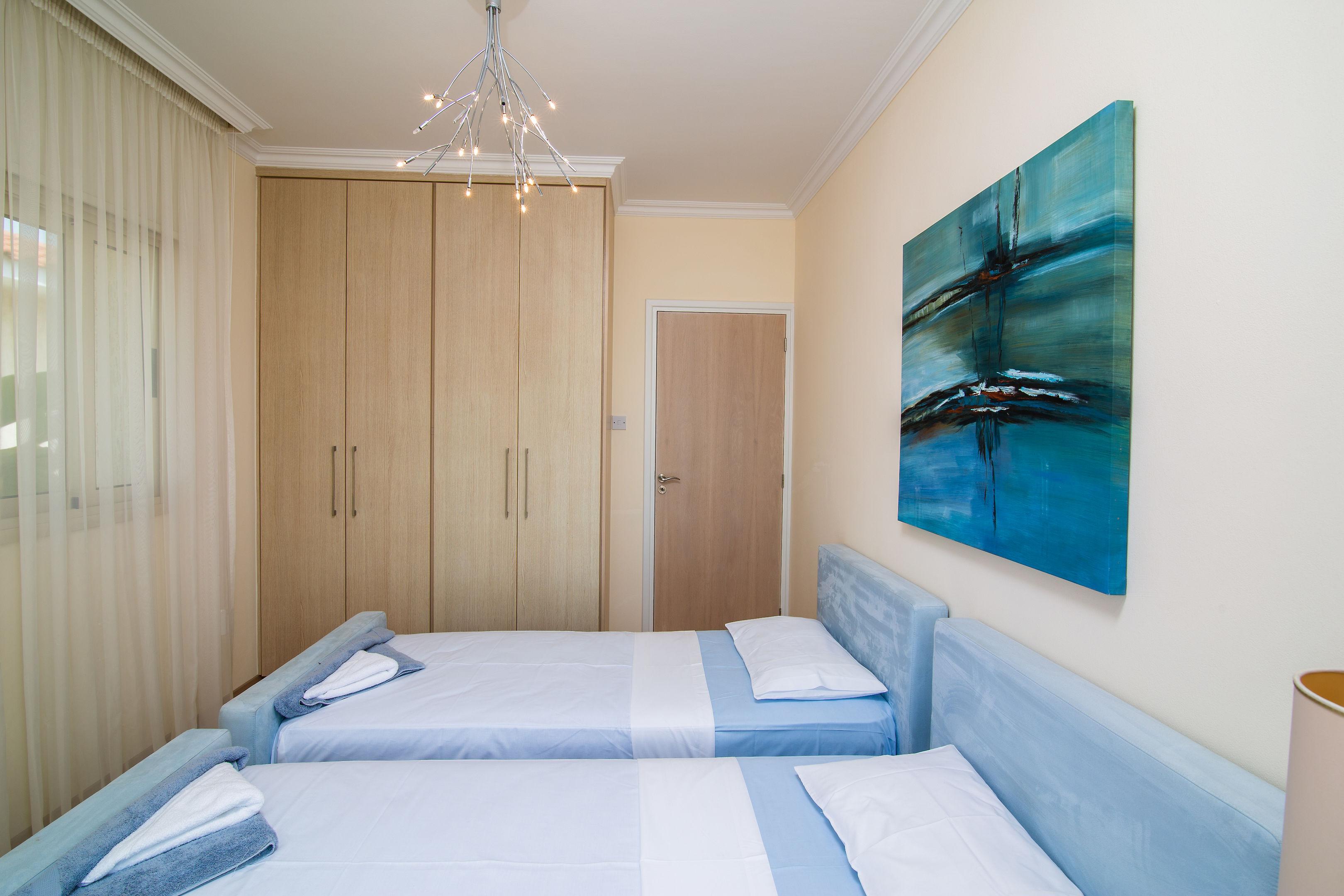 Amadora Luxury Villas — photo 3