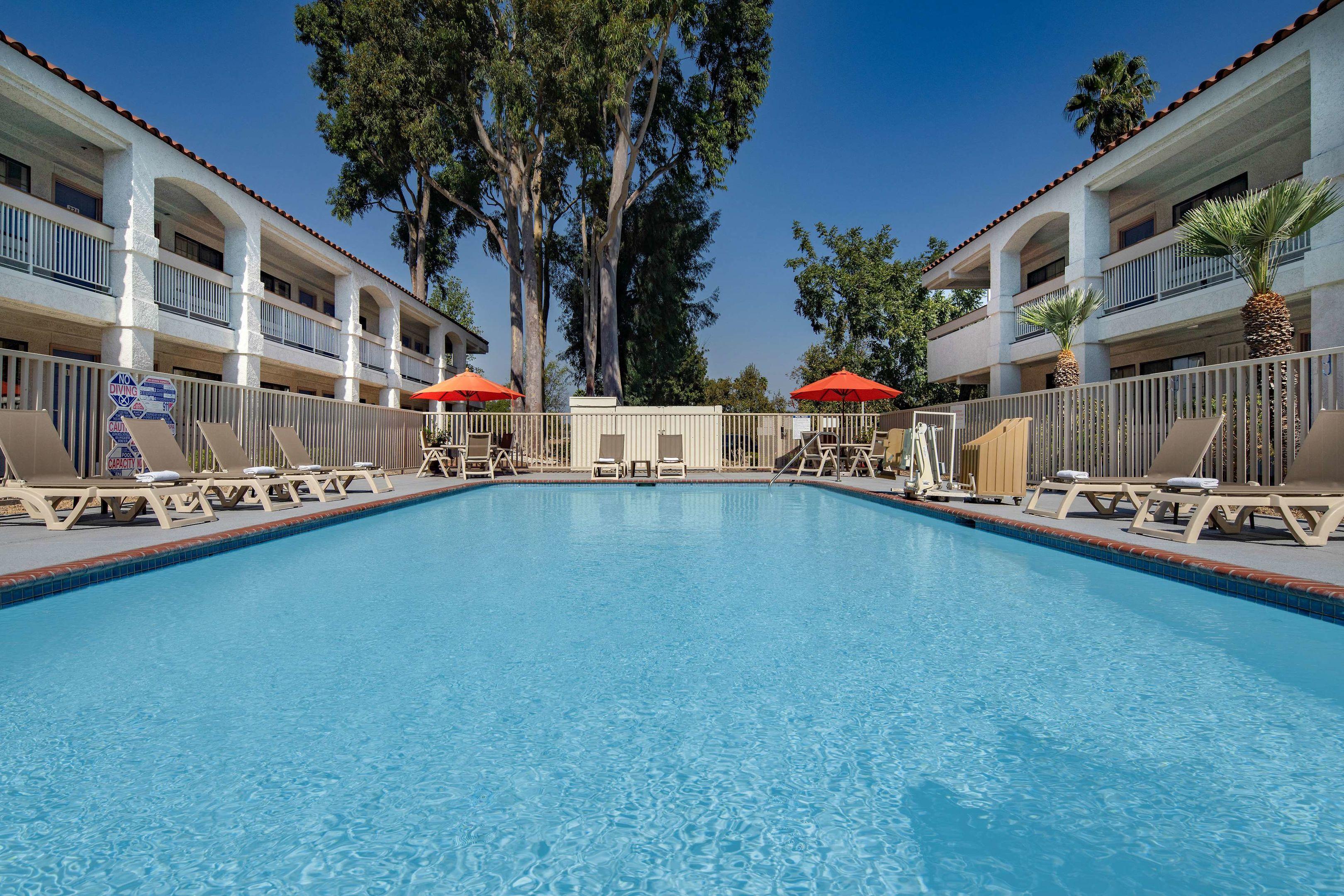 Motel 6 Thousand Oaks South — photo 5