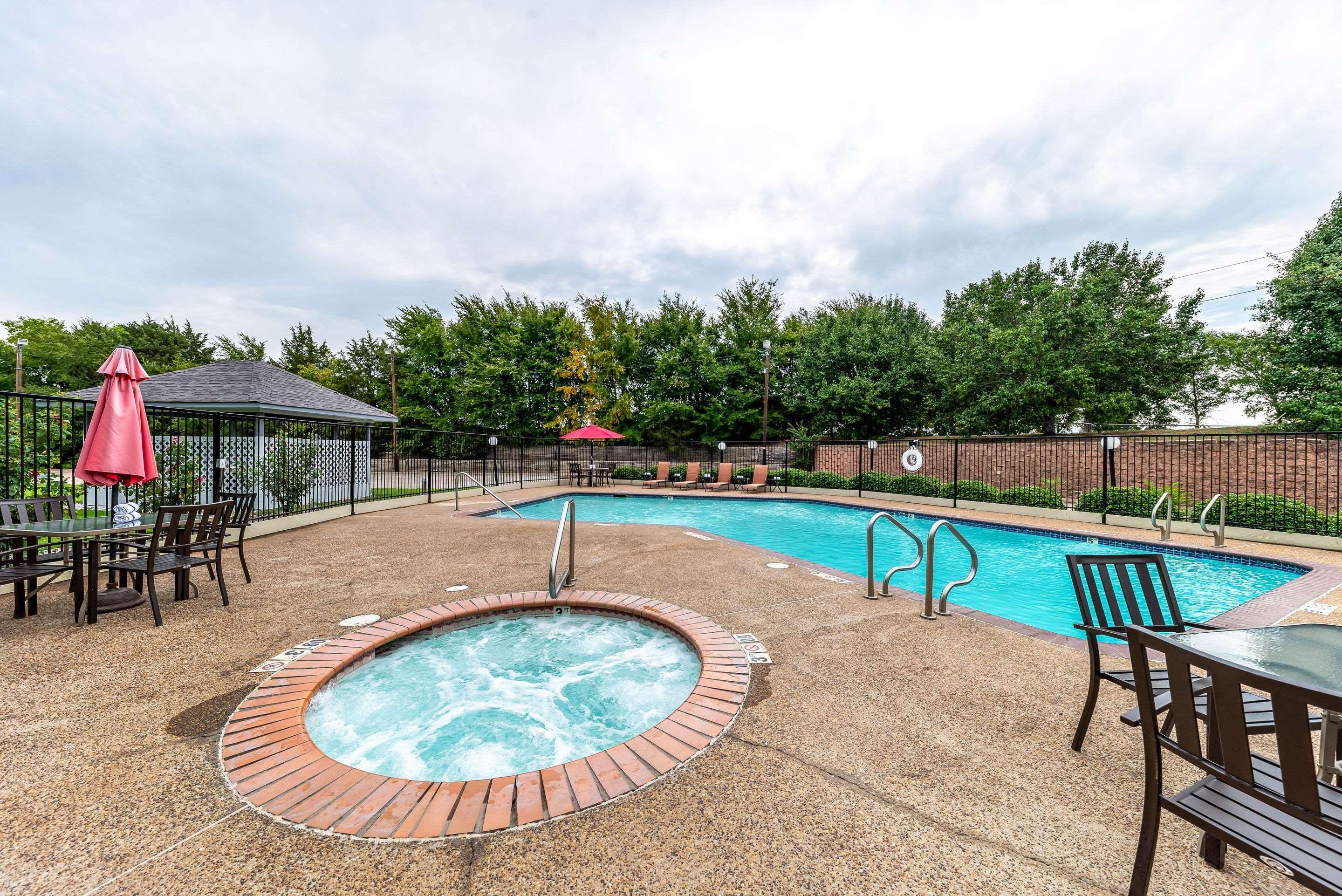 Quality Inn & Suites — photo 4
