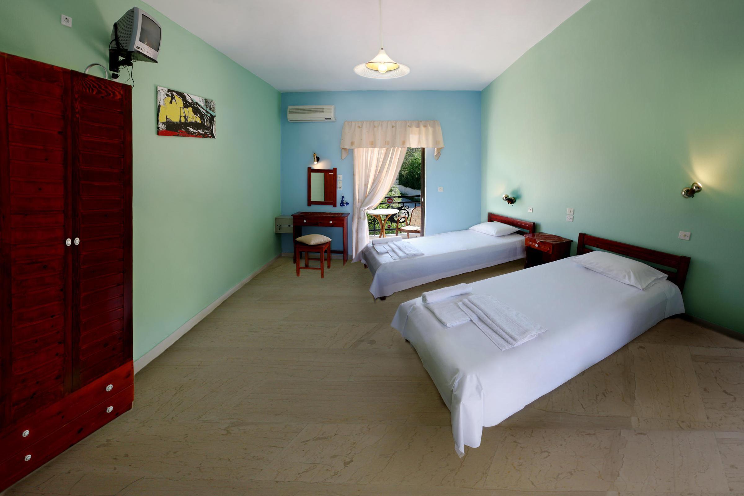 Plubis Studios & Apartments — photo 4