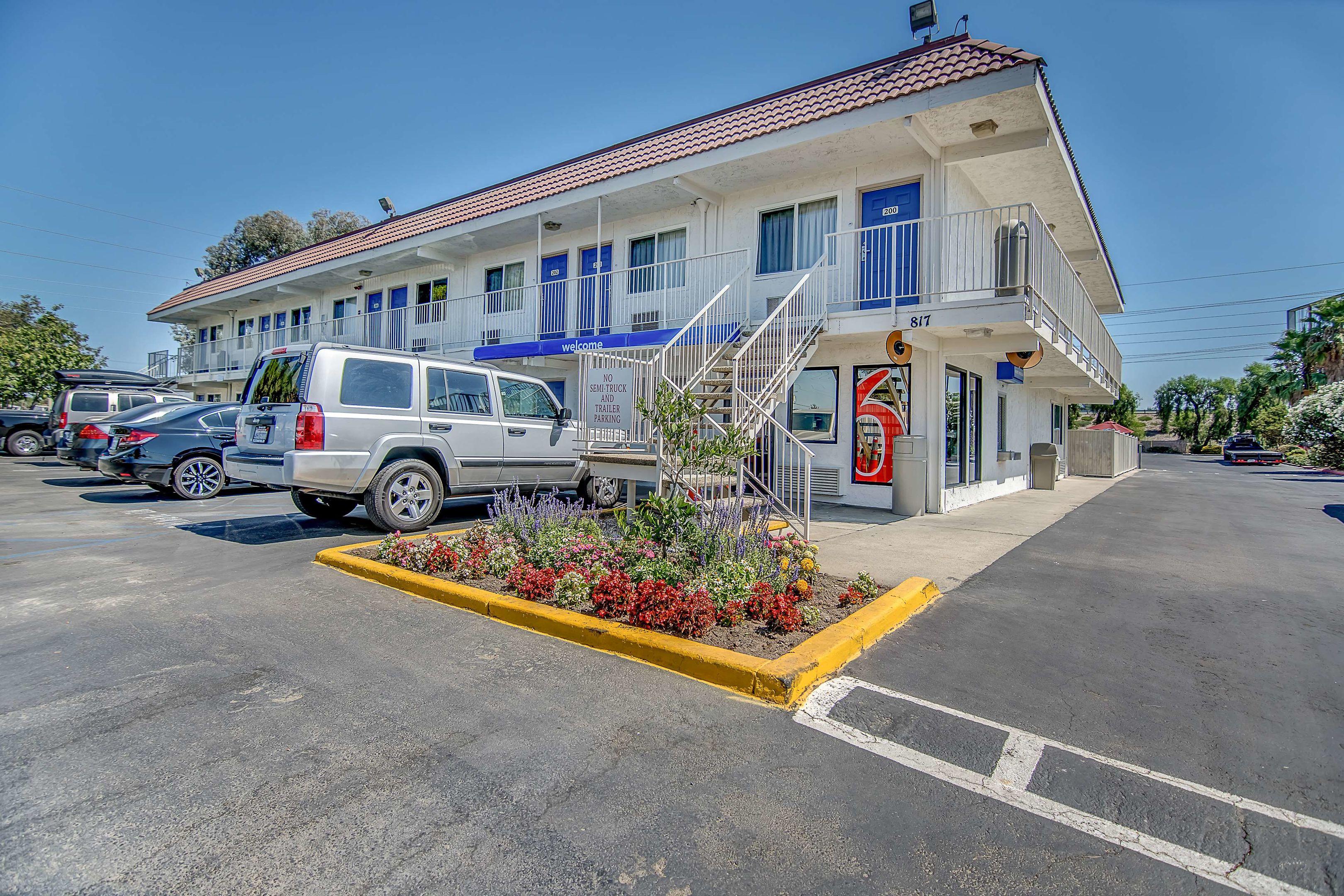 Motel 6 Stockton - Charter Way West — photo 3