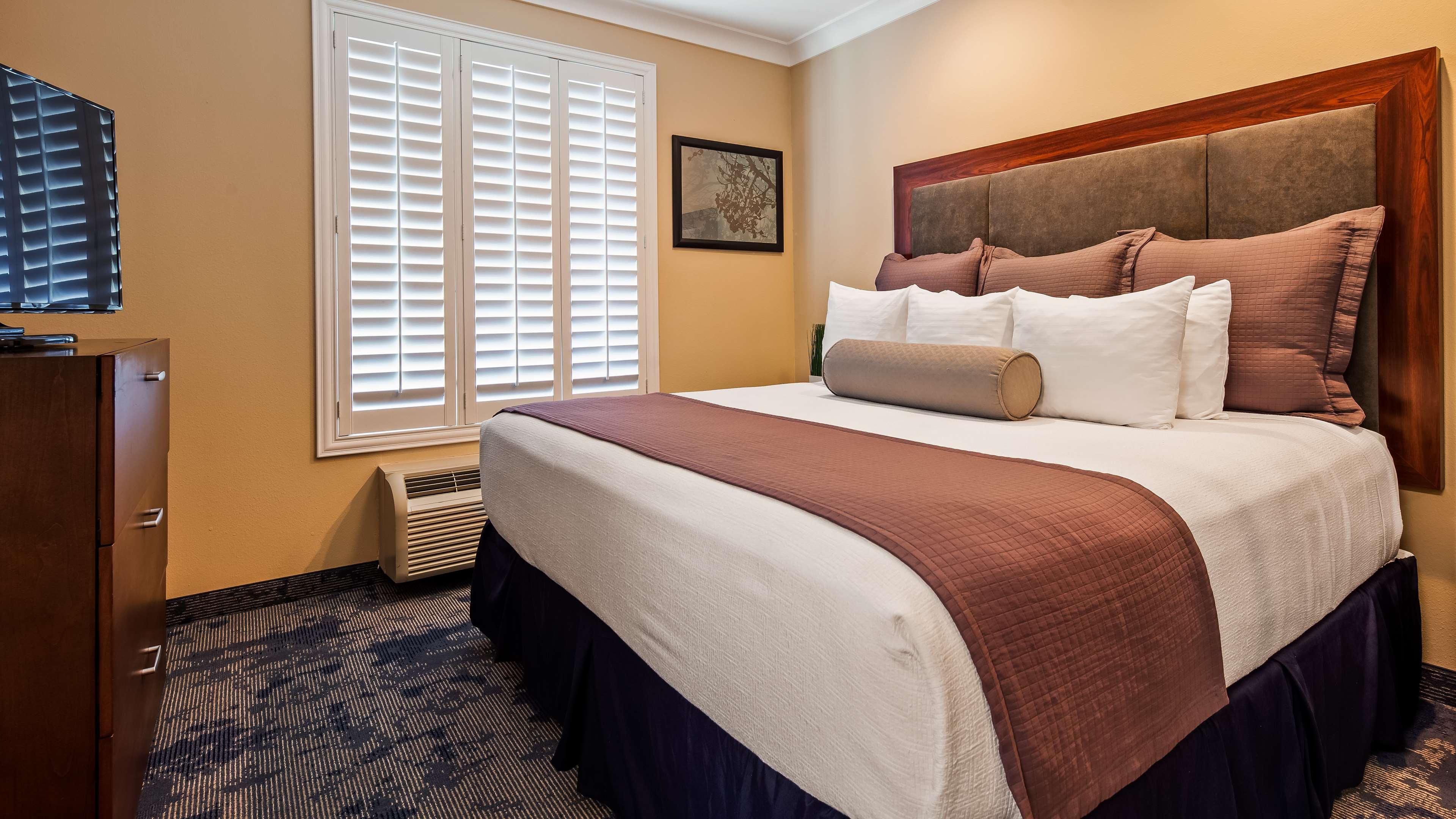 Best Western Plus Avita Suites — photo 5