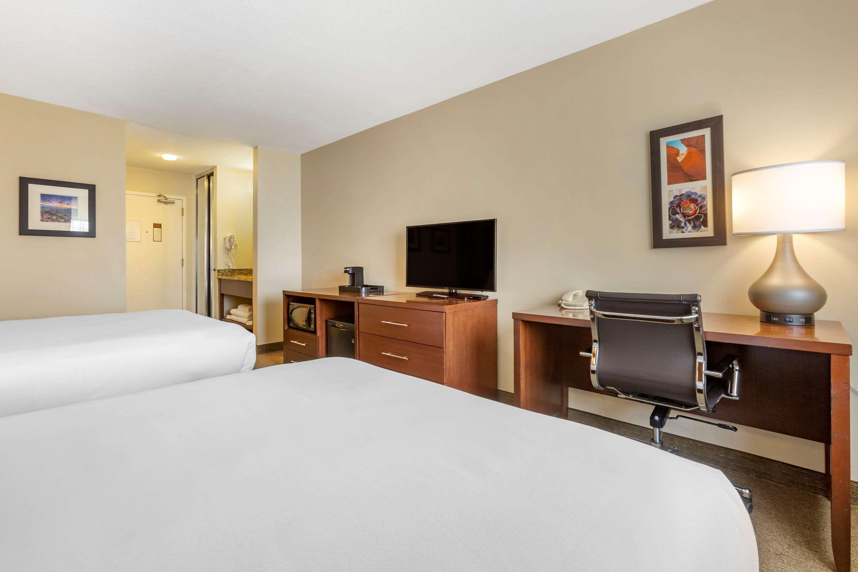 Comfort Inn & Suites - Los Alamos — photo 5