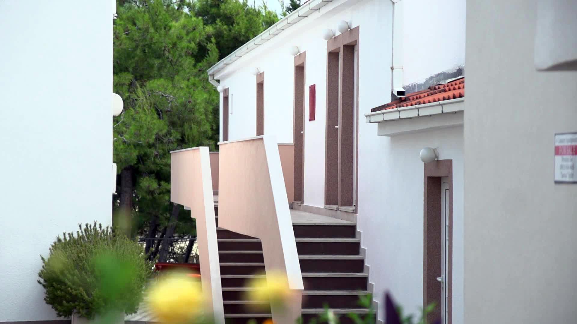 Lavica Beach Apartments — photo 4